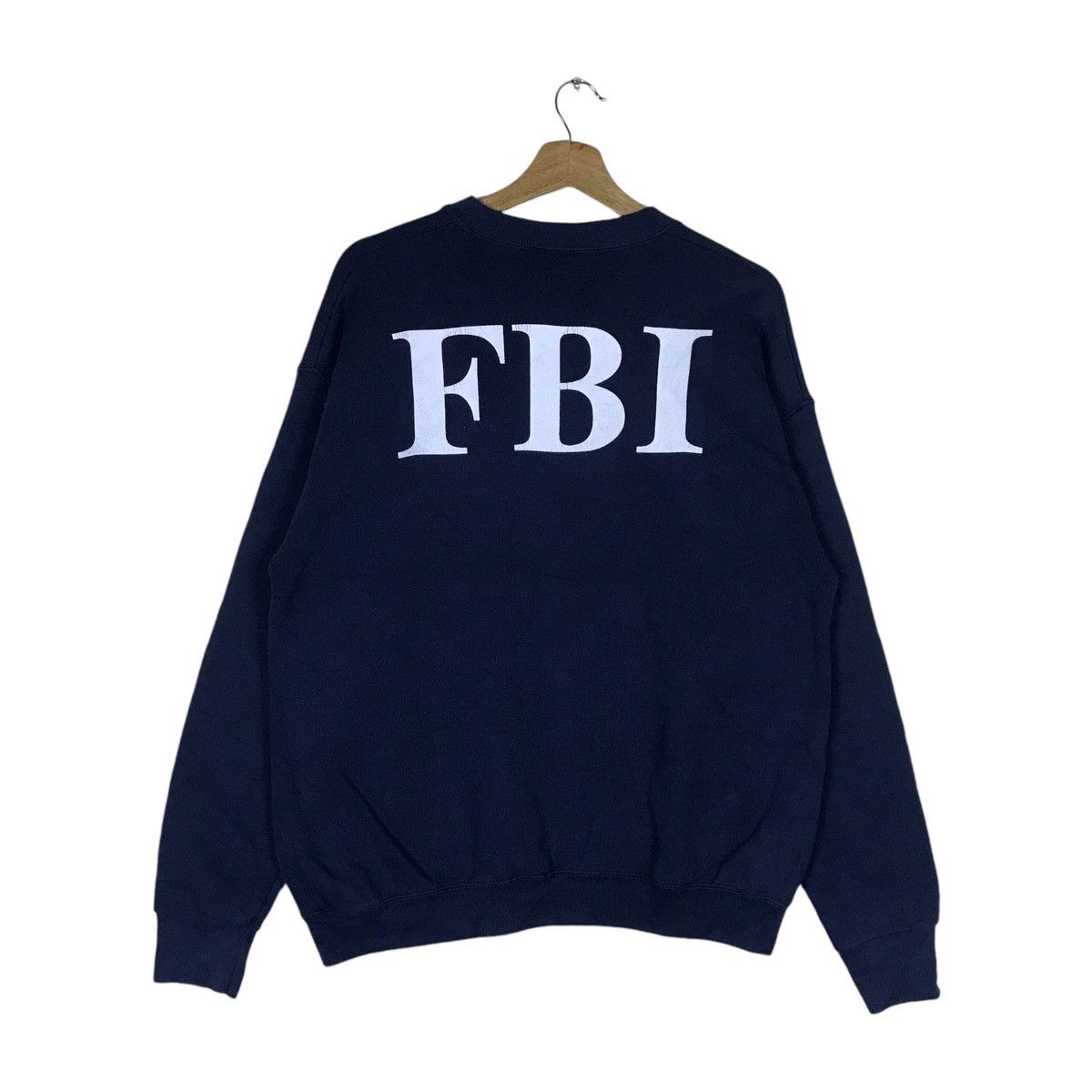 Vintage Vintage Federal Bureau of Investigation Pullover Jumper Size US M / EU 48-50 / 2 - 4 Thumbnail