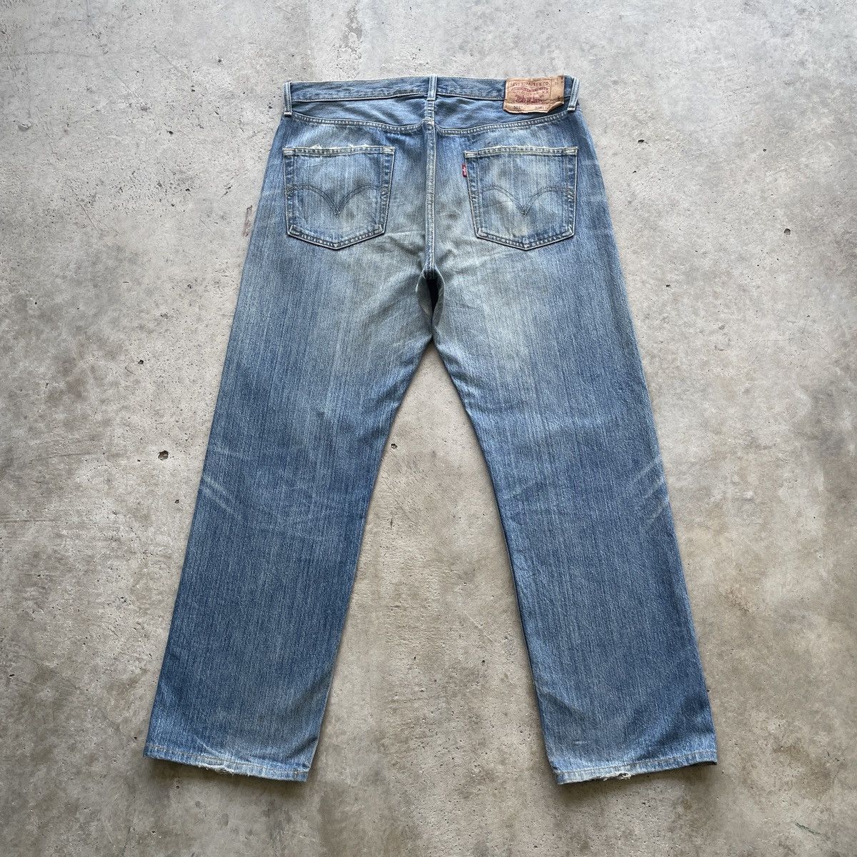 Levi's Vintage Clothing W37 Vintage Levi’s 501 Distressed MudWash Jeans Faded Pants Size US 37 - 13 Thumbnail