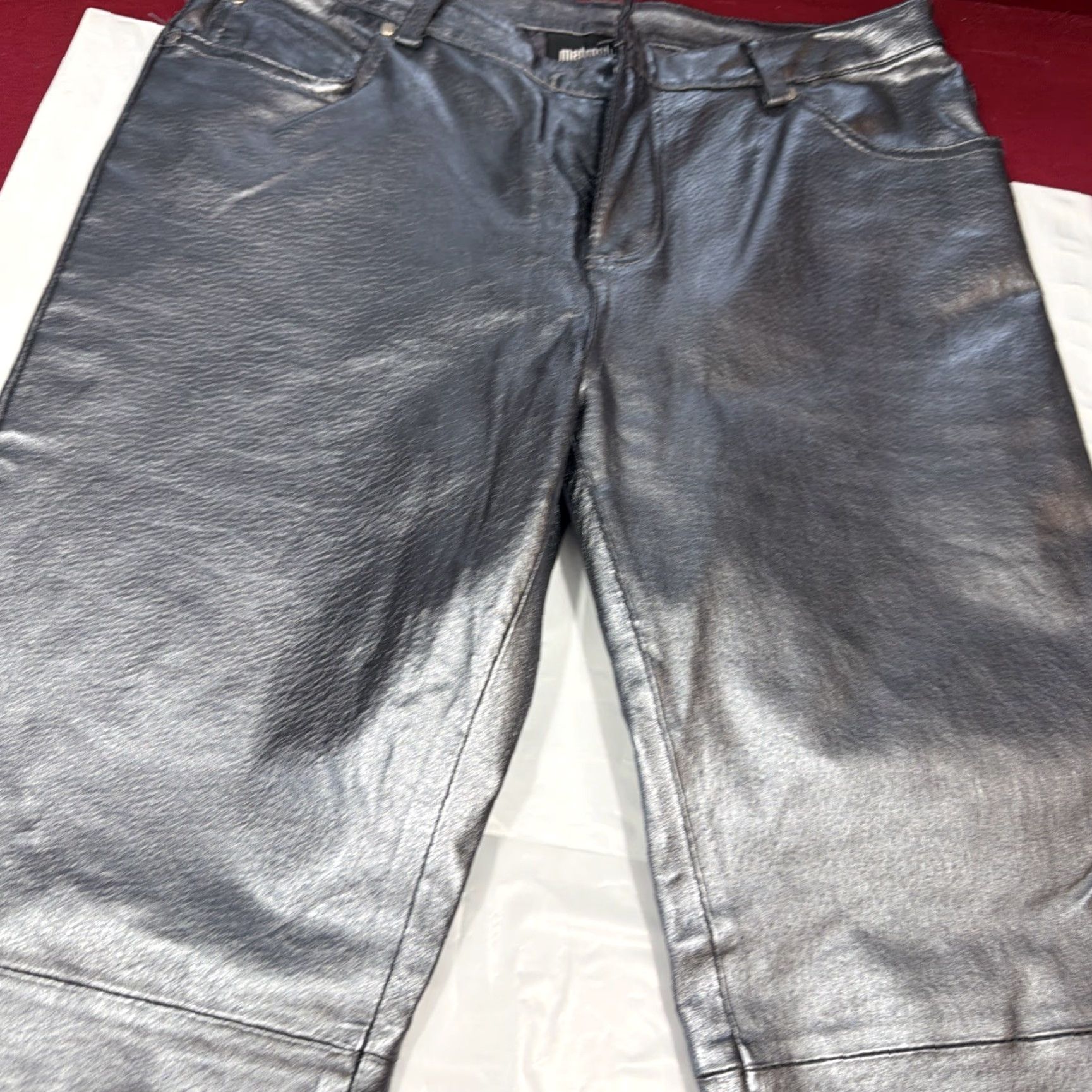 Vintage VINTAGE metrostyle SHINY SILVER LEATHER Pants Lined Bootcut Moto Biker Zip Up Women’s Size 6 Gray 6-Pocket Front Flat Zip Dry Clean Only Boots? Size 28" / US 6 / IT 42 - 6 Thumbnail