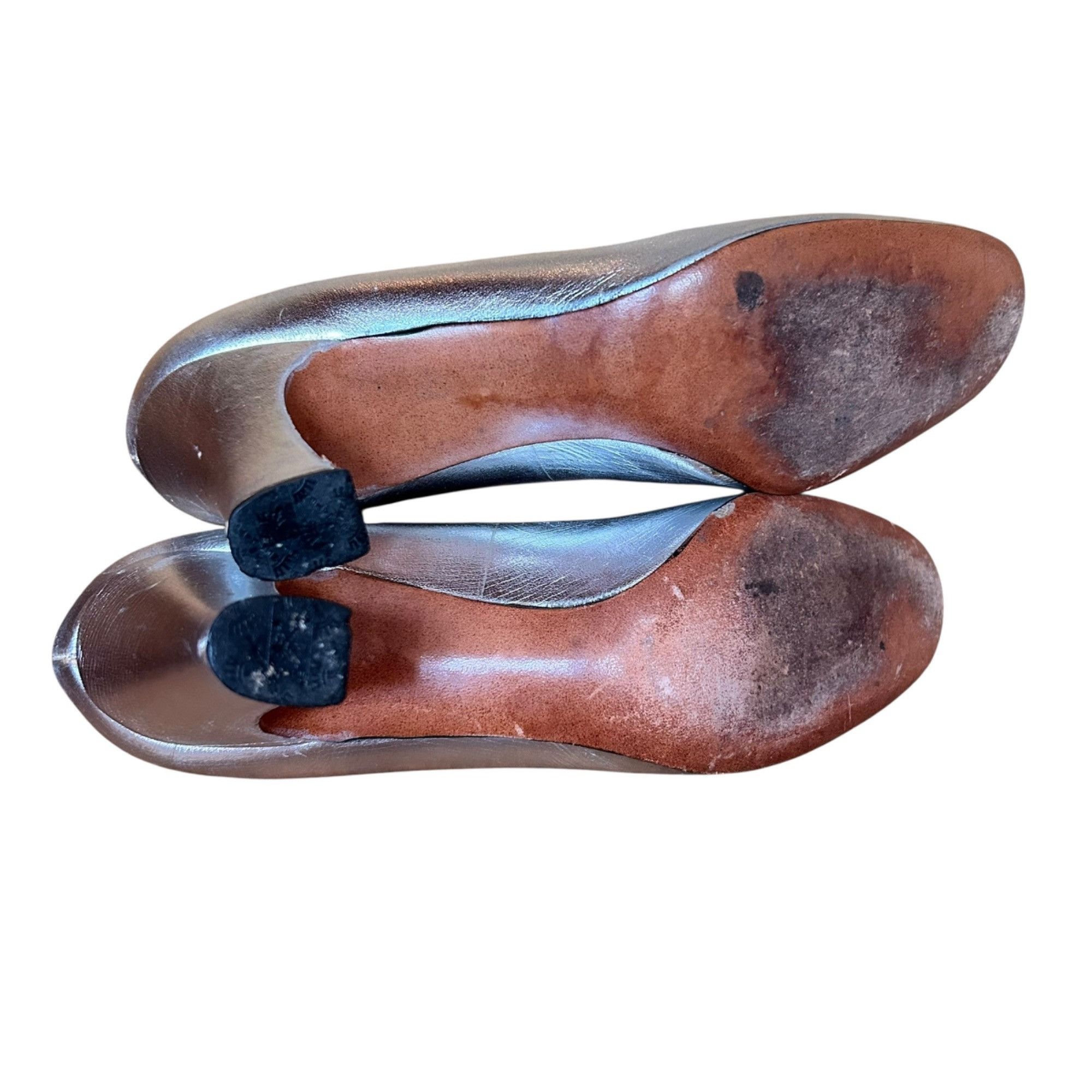 Vintage Vintage Hill and Dale Metallic Silver Pinup Jeweled Pumps Size US 5.5 / IT 35.5 - 8 Thumbnail