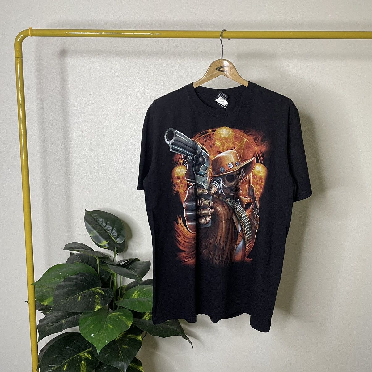 Affliction Vintage Skeleton Gunslinger T Shirt Size US L / EU 52-54 / 3 - 1 Thumbnail