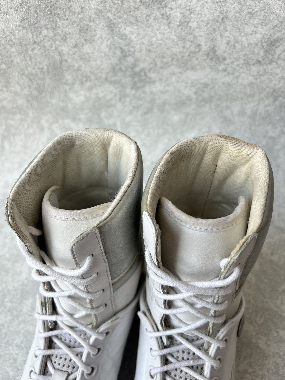 Maison MIHARA YASUHIRO × Puma Y2K Puma x Mihara Yasuhiro Leather Hi Top Sneakers Size US 5 / EU 37 - 11 Thumbnail