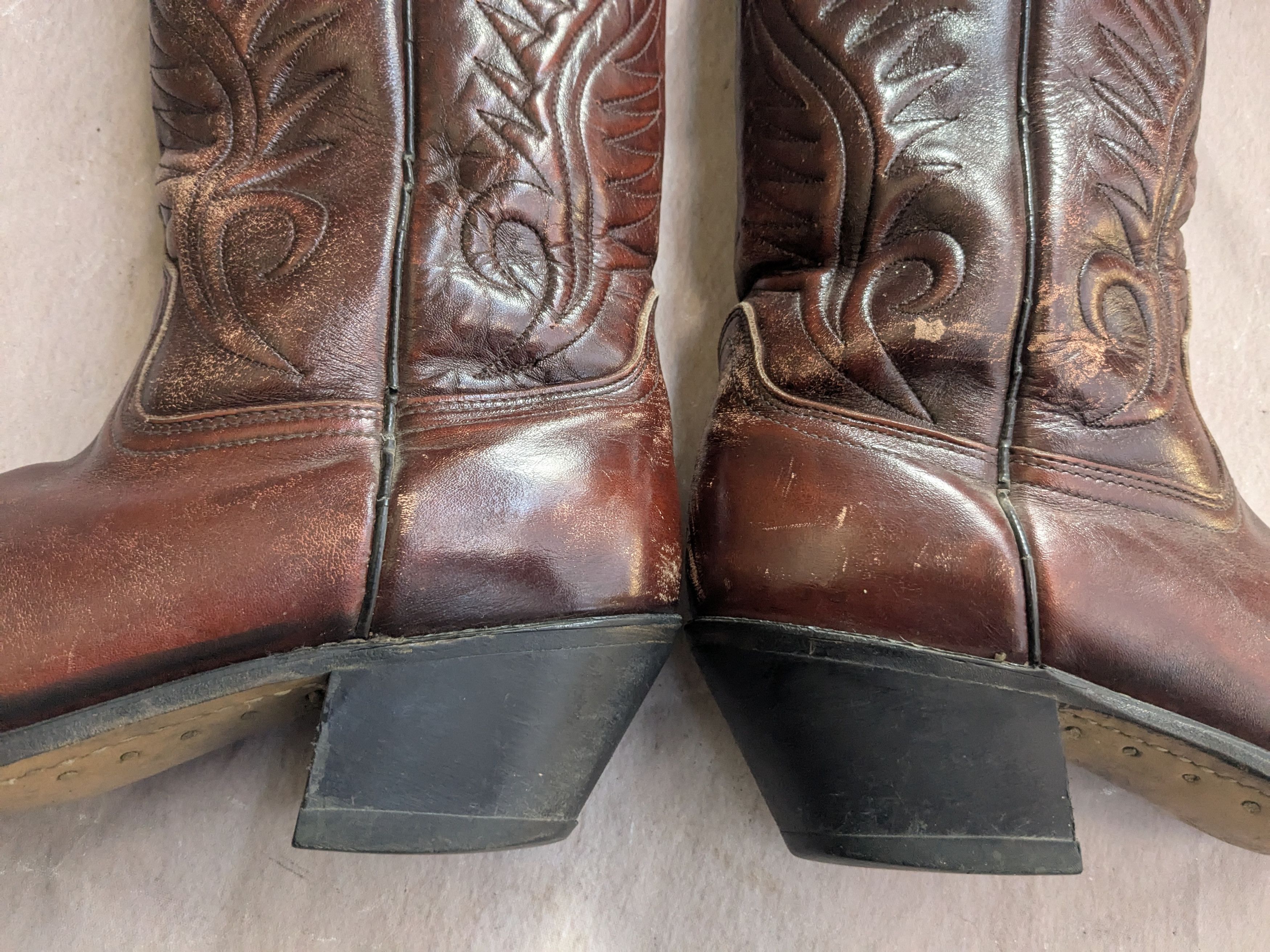 Vintage Acme Cowboy Boots Brown Leather 9 D USA Size US 9 / EU 42 - 7 Thumbnail