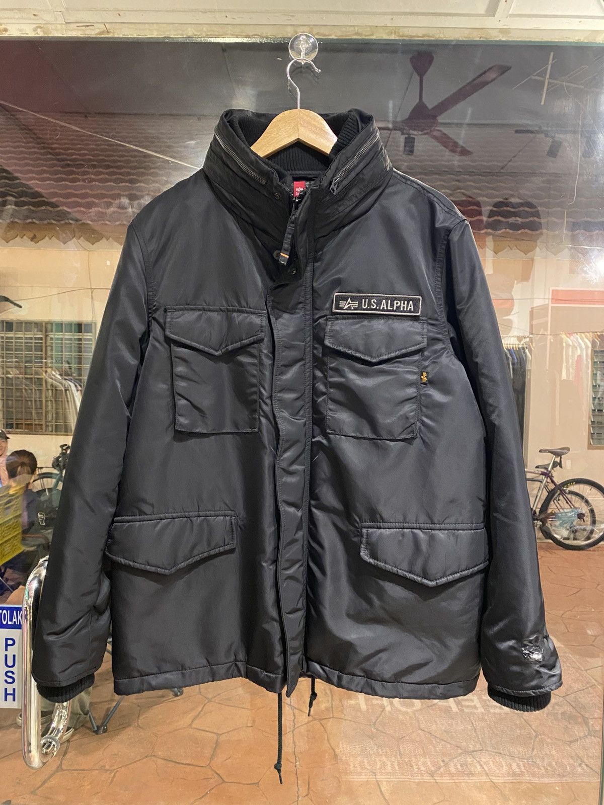 Alpha Industries Alpha Industries U.S. Alpha Puffer M-65 Field Jacket Size US L / EU 52-54 / 3 - 1 Thumbnail