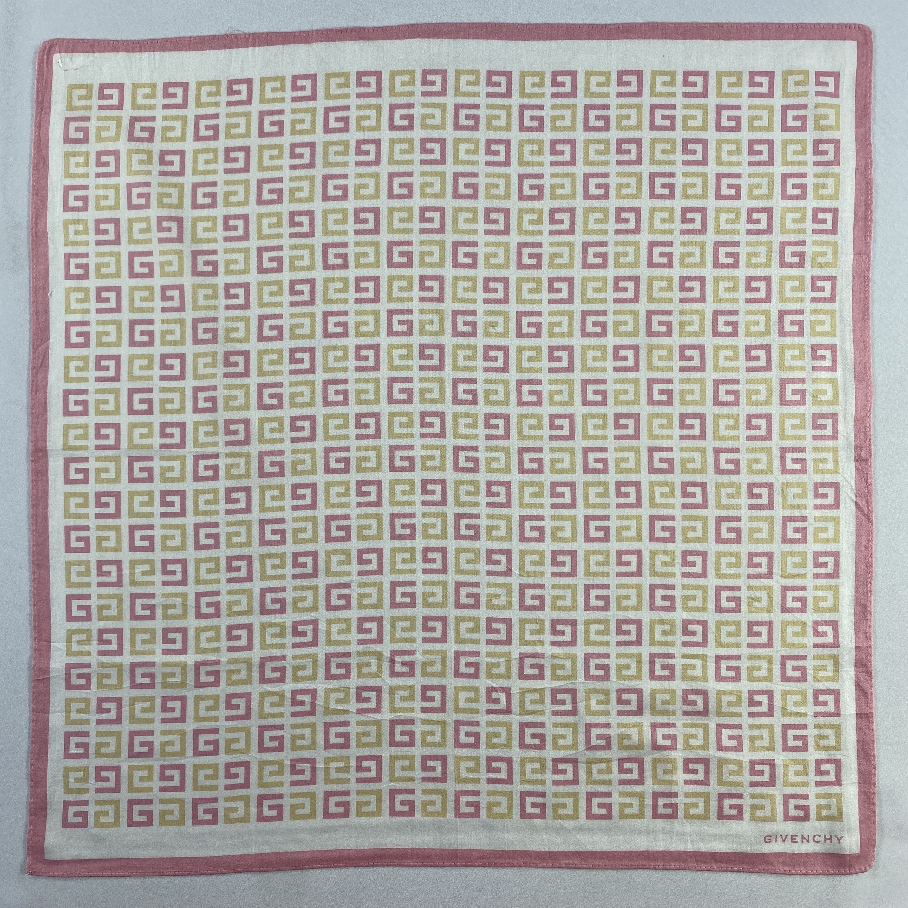 Vintage NWT Givenchy Bandana/ Handkerchief / Neckerchief-P622 Size ONE SIZE - 1 Thumbnail