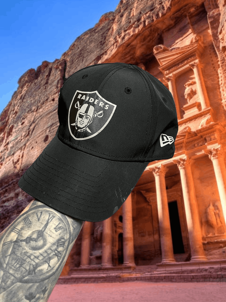 NFL × New Era Hats black Vintage New Era Cap Y2K big logo RAIDERS Size ONE SIZE - 1 Thumbnail