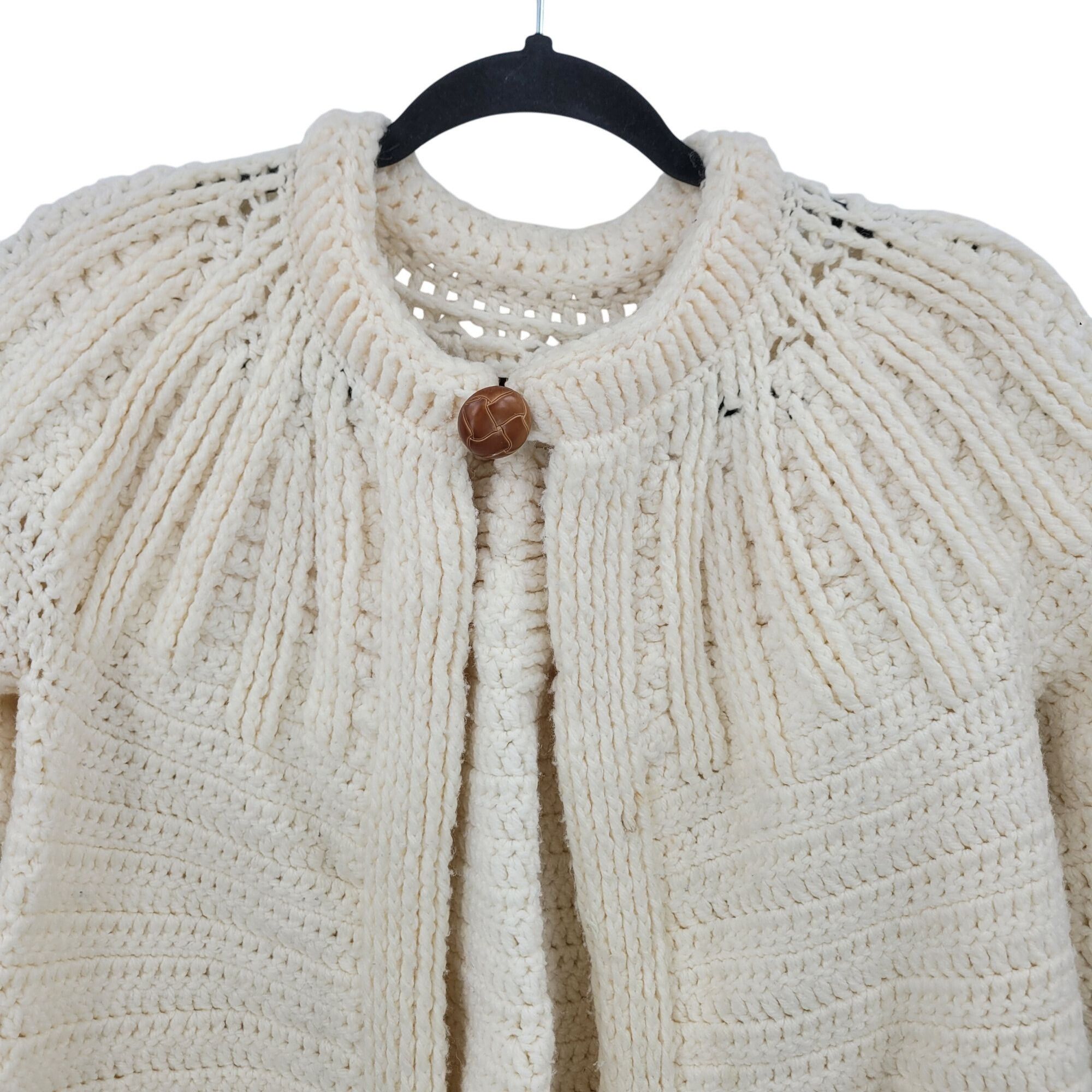 Handmade Vtg 70s Cream Handmade Coatigan Cardigan Puff Sleeve Pockets Size M / US 6-8 / IT 42-44 - 3 Thumbnail