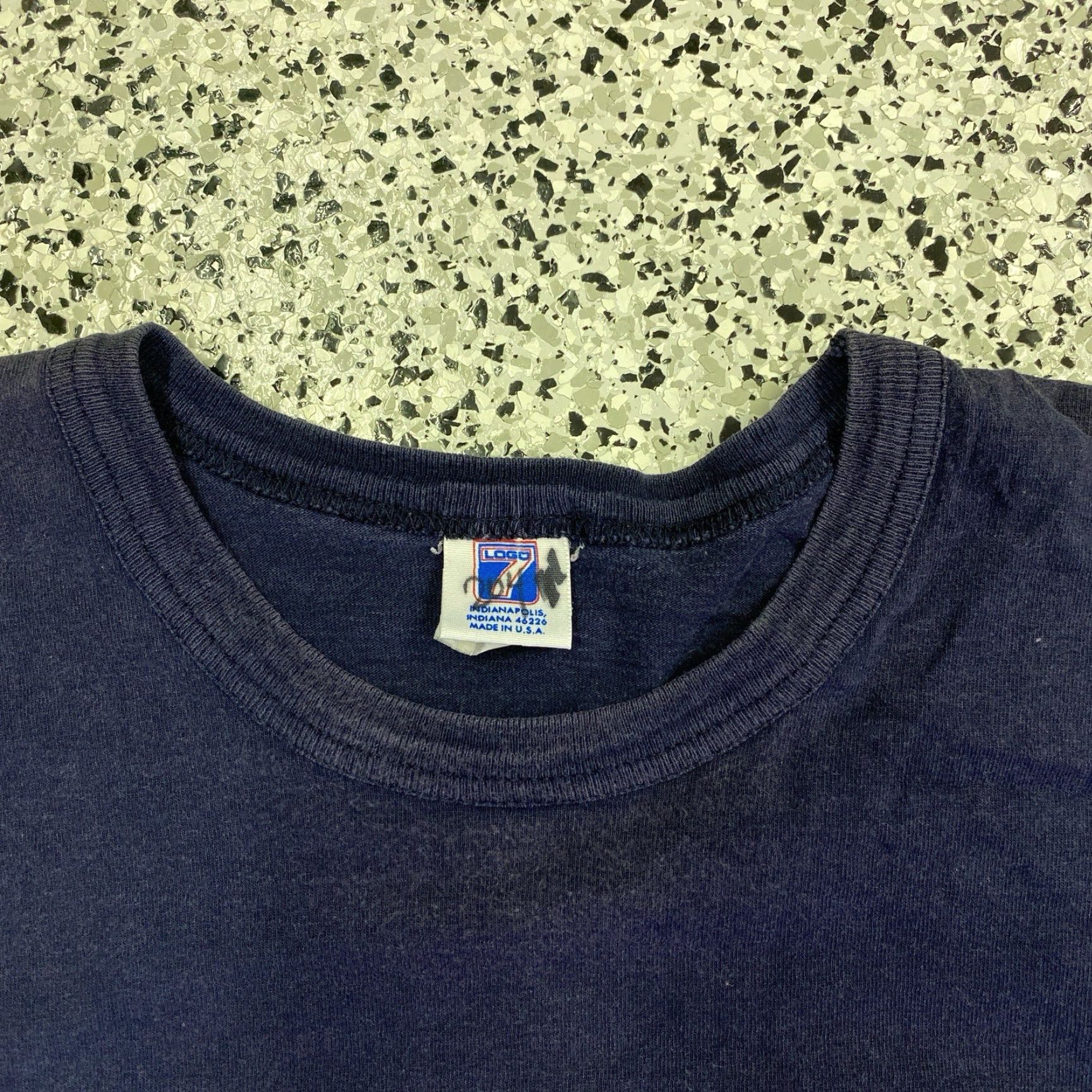 Logo 7 VINTAGE 90s Chicago Bears Logo 7 Shirt Mens Medium Single Stitch Crew Neck Graphic Print Football NFL Bears Logo 1990-1999 Size US M / EU 48-50 / 2 - 2 Thumbnail
