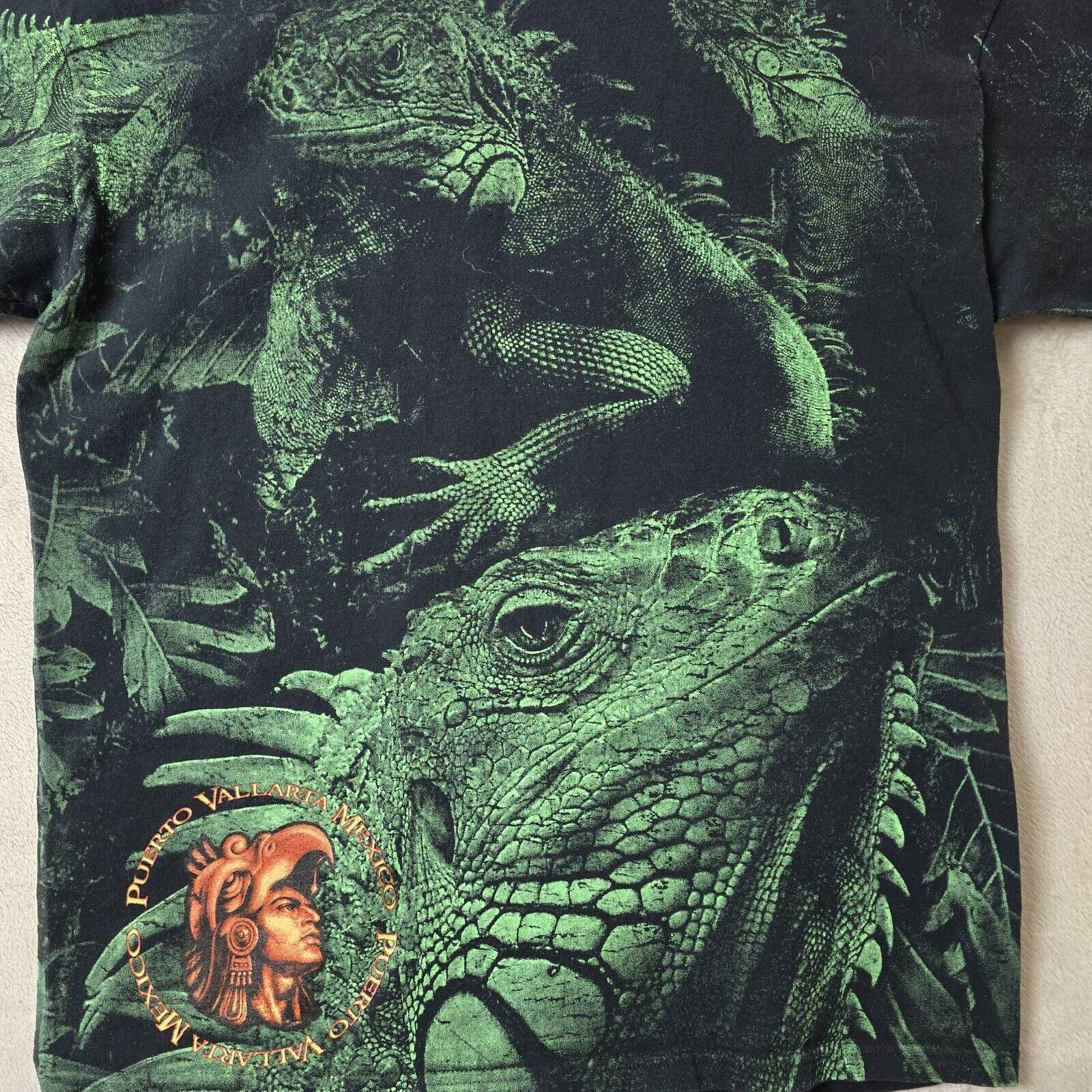 Vintage Vintage Puerto Vallarta Mexico Iguana Men's AOP Shirt Large Size US L / EU 52-54 / 3 - 3 Thumbnail