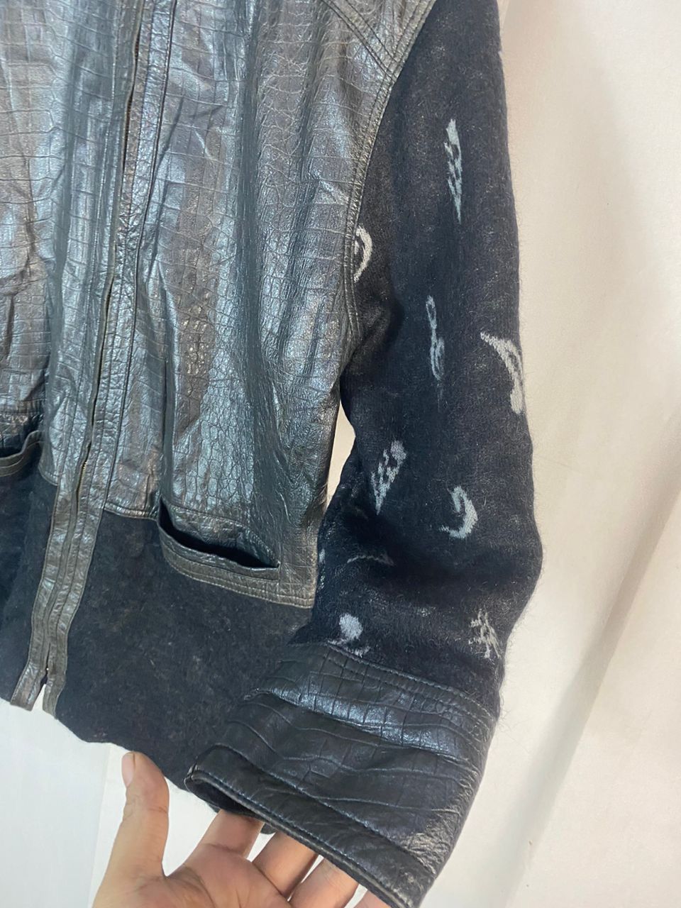 Designer × Torras Unisex🔥Torras wool/leather printed zipper jacket Size US M / EU 48-50 / 2 - 5 Thumbnail