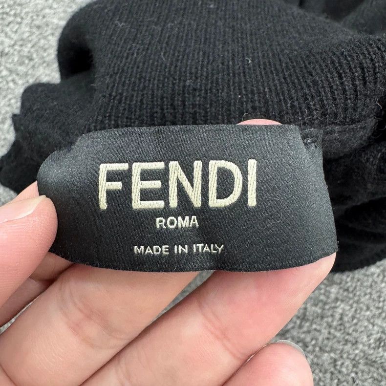 Fendi Fendi Little Devil Sequin Woollen Sweater Size US L / EU 52-54 / 3 - 3 Thumbnail