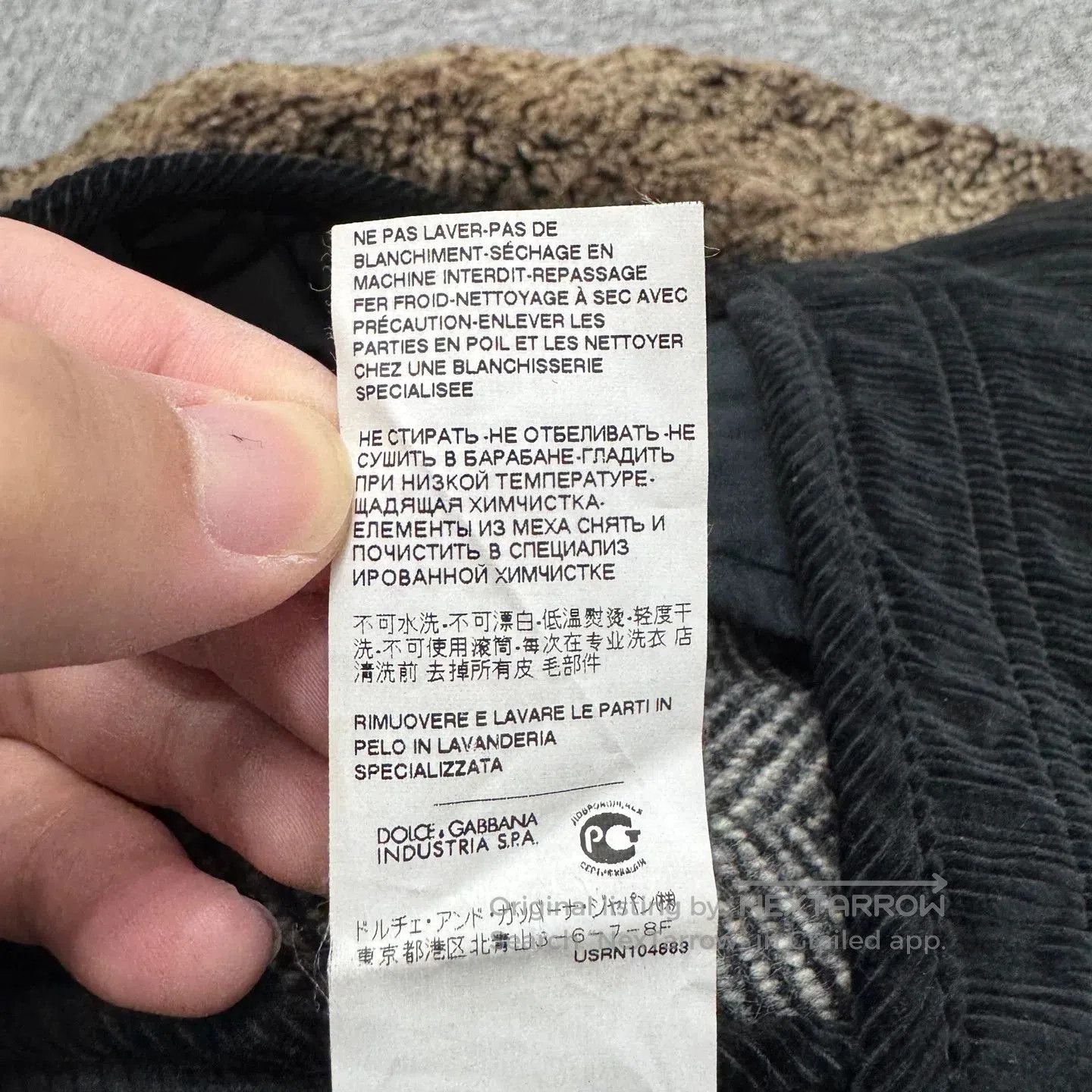 Dolce & Gabbana DG Fur Collar Wool Jacket. Size US S / EU 44-46 / 1 - 5 Thumbnail