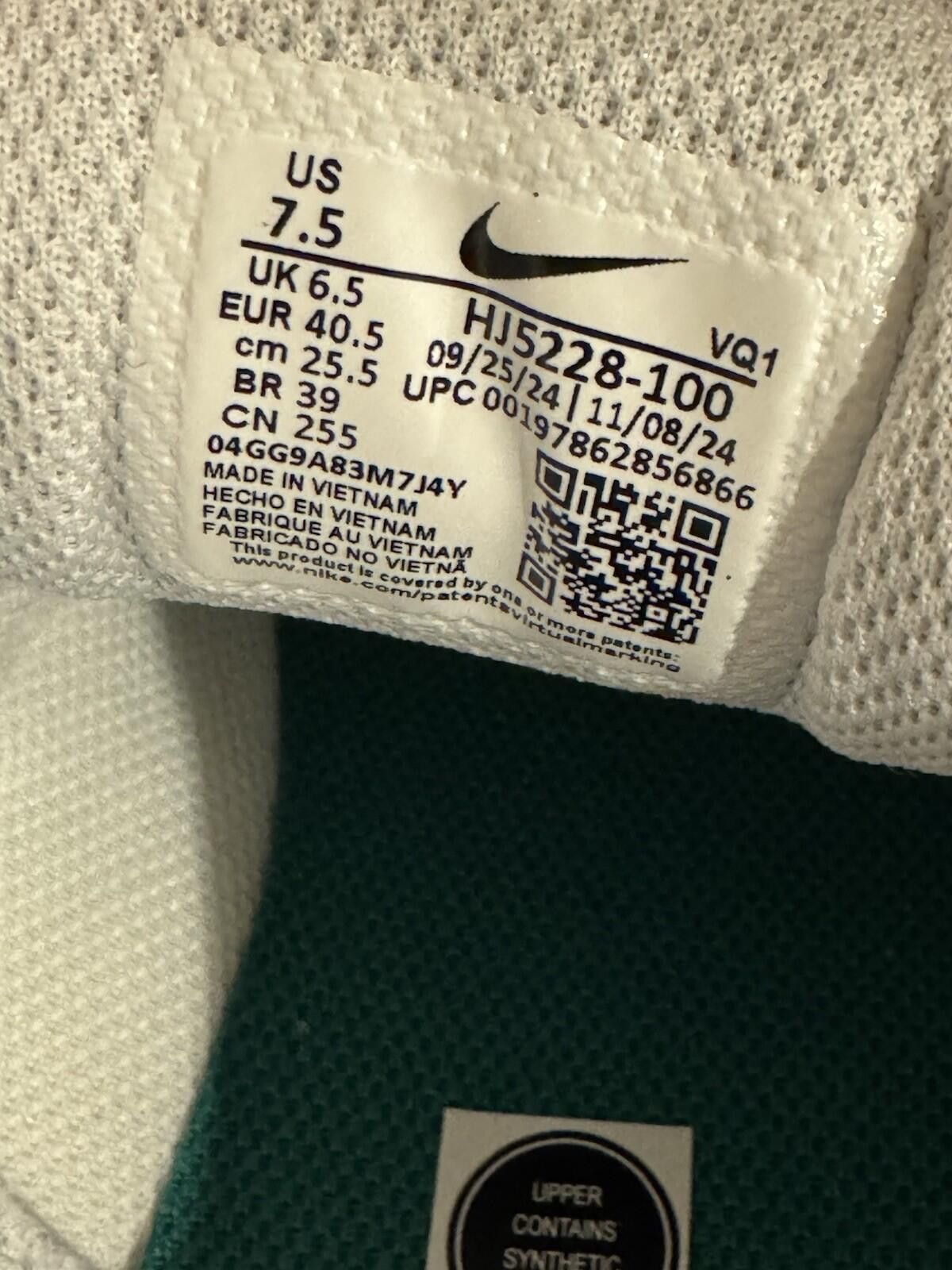 Nike Size 7.5 - Nike V5 RNR White Malachite Size US 7.5 / EU 40-41 - 8 Thumbnail