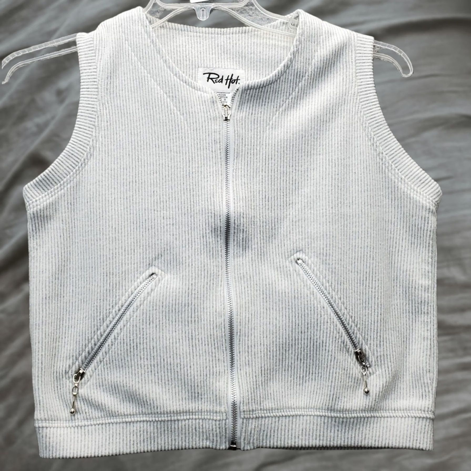 Vintage Red Hot Sweater Vest Women S Gray Cotton Blend Sleeveless Full Zip Knit Shirt Vest Size S / US 4 / IT 40 - 1 Thumbnail