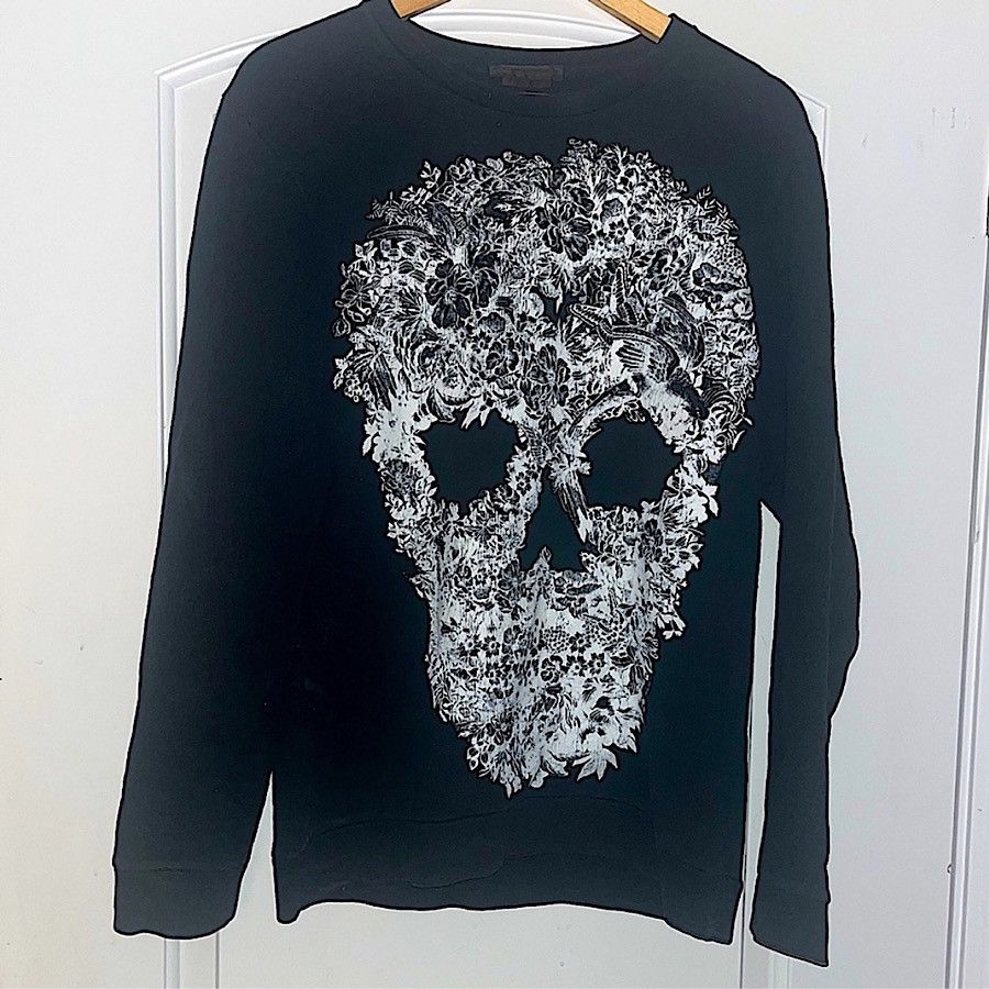 image of Authentic Vintage Alexander Mcqueen Floral Skull Sweatshirt in Black, Men's (Size XS)