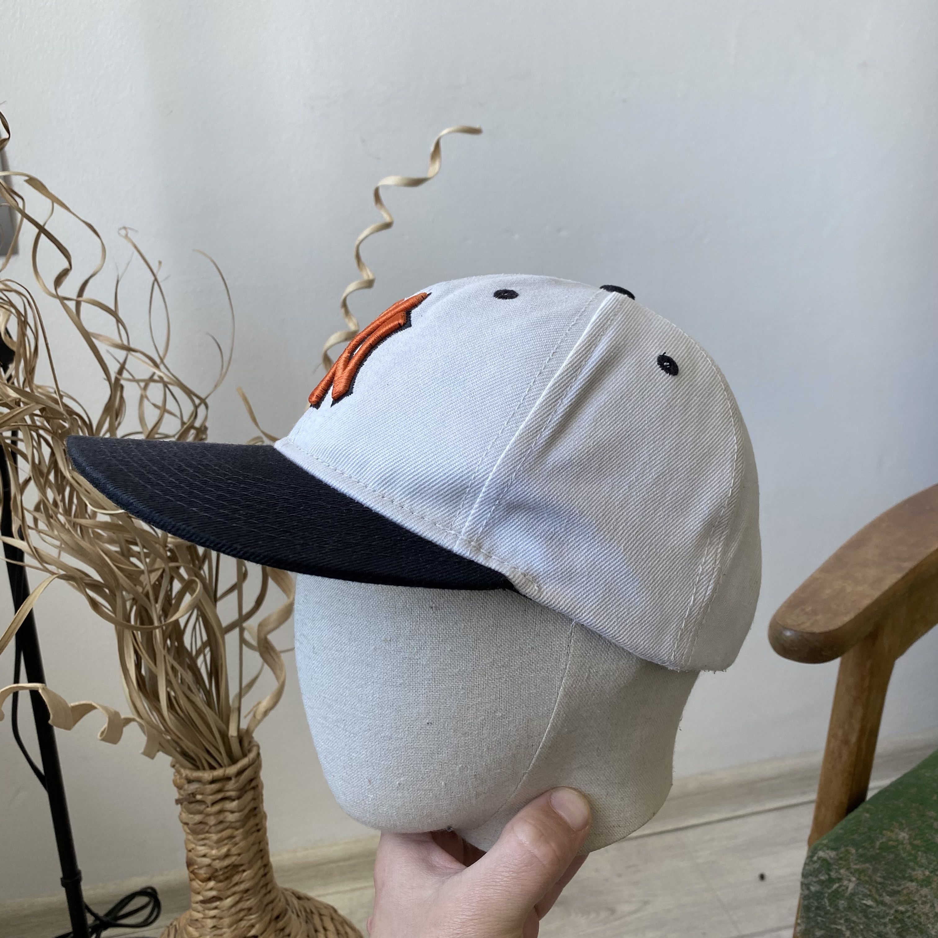 New York Yankees ⚾️ Vintage 90s New York Yankees cap Dad hat baseball Size ONE SIZE - 2 Thumbnail