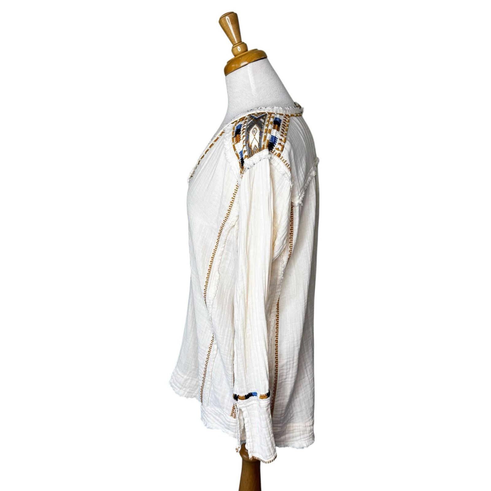Johnny Was JOHNNY WAS Mars Cotton Gauze Embroidered and Beaded Blouse Size XS / US 0-2 / IT 36-38 - 2 Thumbnail