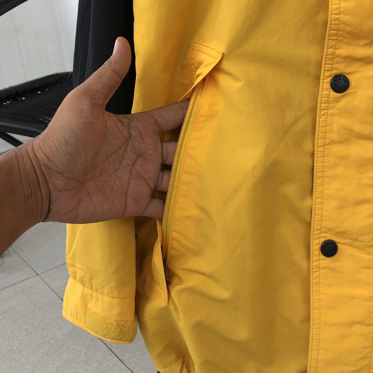 The North Face Vintage The North Face Mountain Light Anorak Jacket Size US M / EU 48-50 / 2 - 8 Thumbnail