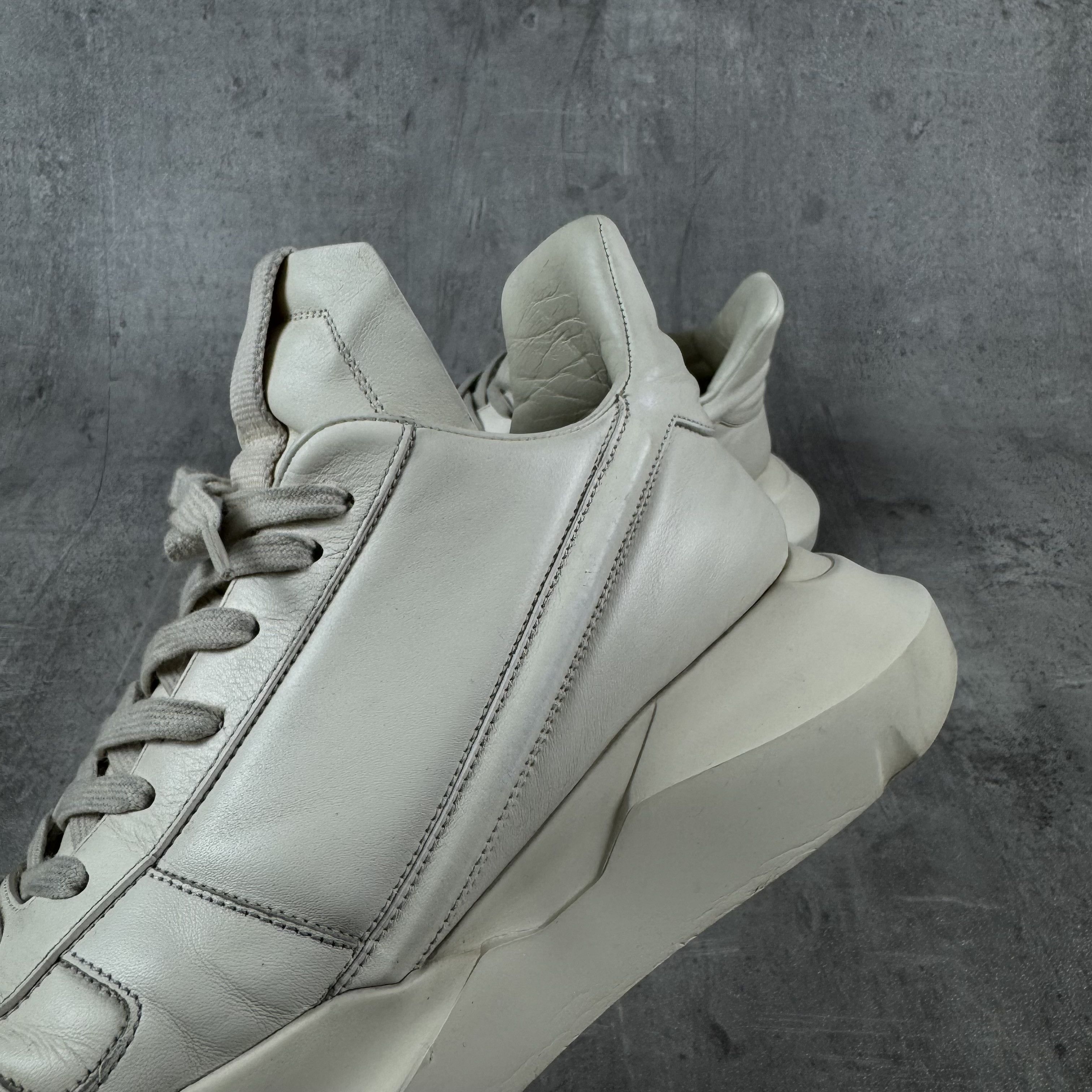 Rick Owens RICK OWENS Geth Runner Sneakers in White Size EU42 Size US 9 / EU 42 - 8 Thumbnail