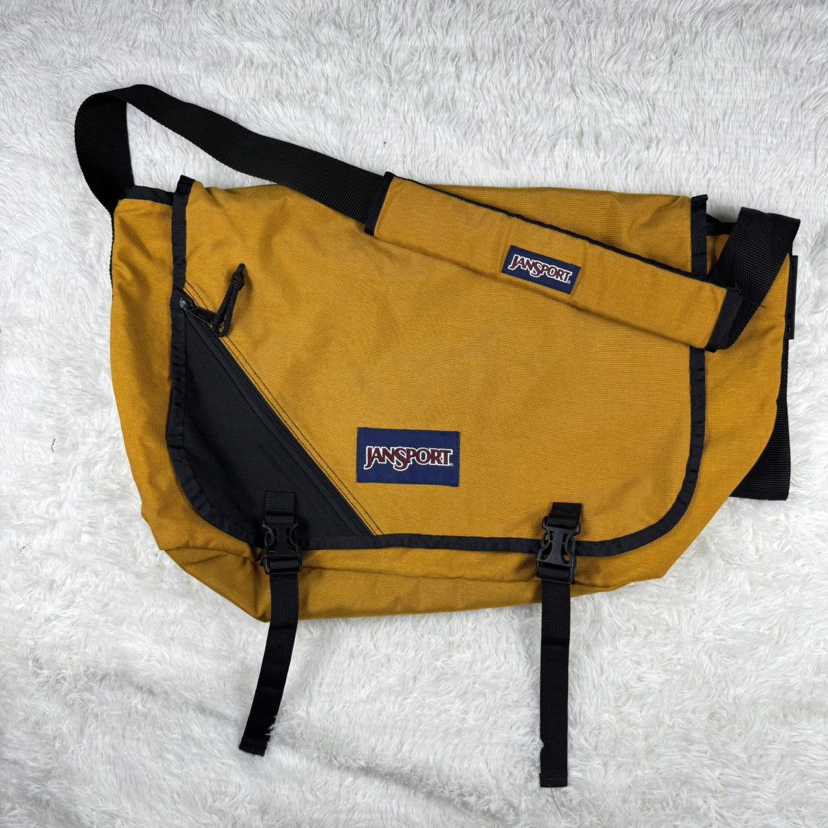 Jansport Shoulder Bag JanSport Network 16L Messenger Bag