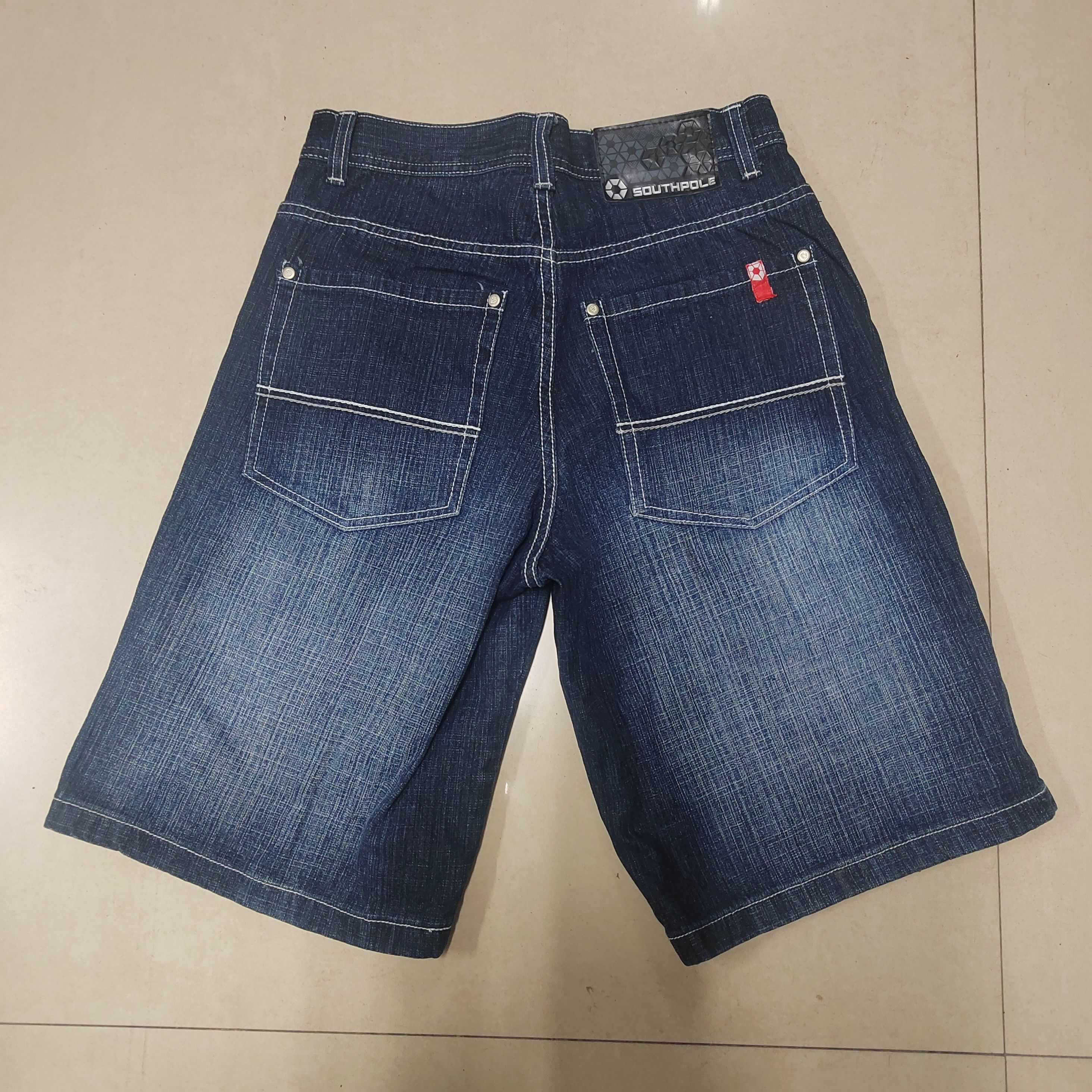 Southpole southpole jessie red tab jorts Size US 32 / EU 48 - 1 Thumbnail