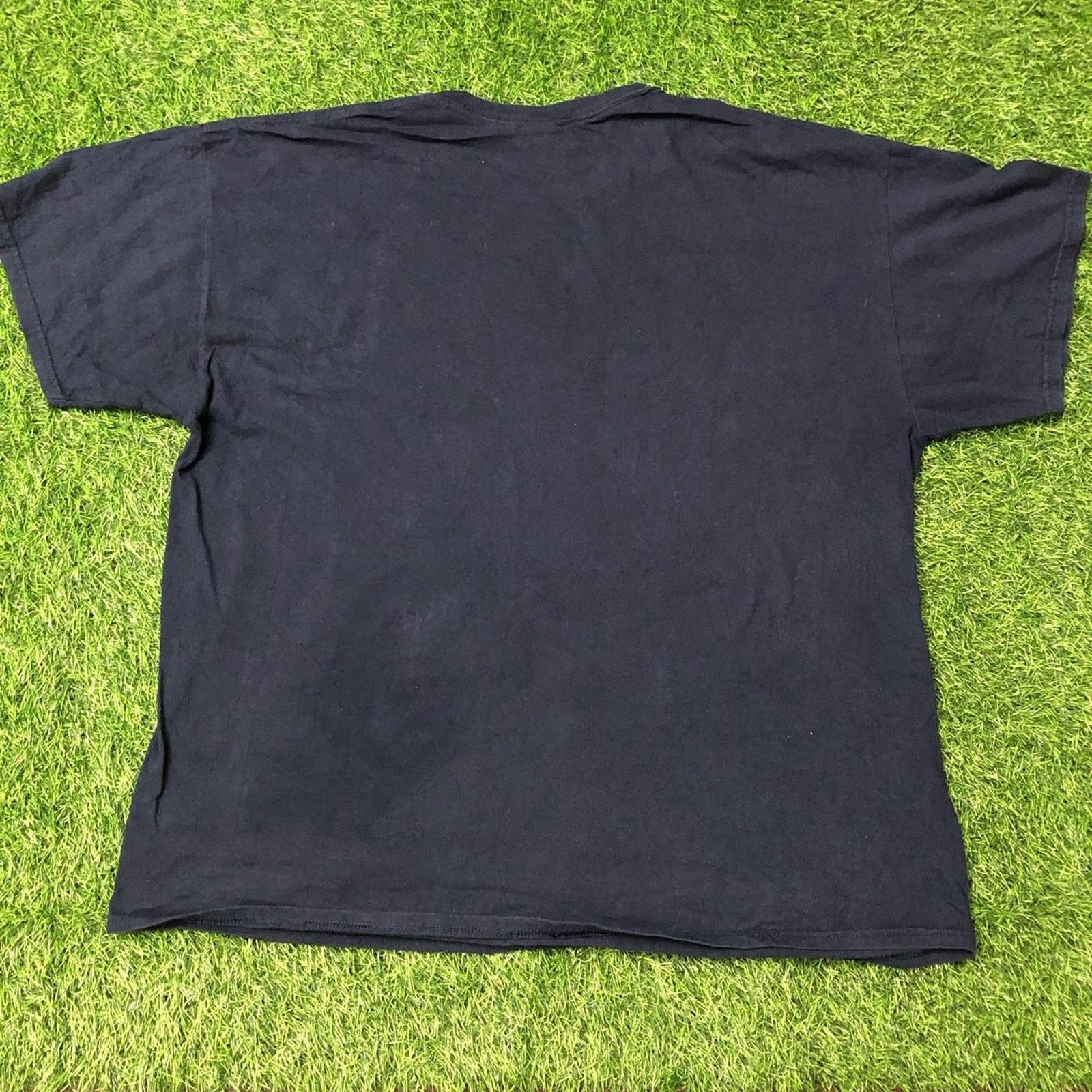 Gildan Men’s Navy Charles Henderson Trojans Graphic Tee Size US XXL / EU 58 / 5 - 2 Thumbnail