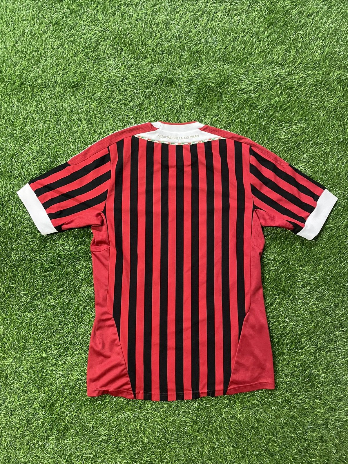 Adidas 2011-2012 Adidas AC Milan Jersey Calcio Maglia Soccer Size S Size US S / EU 44-46 / 1 - 2 Thumbnail