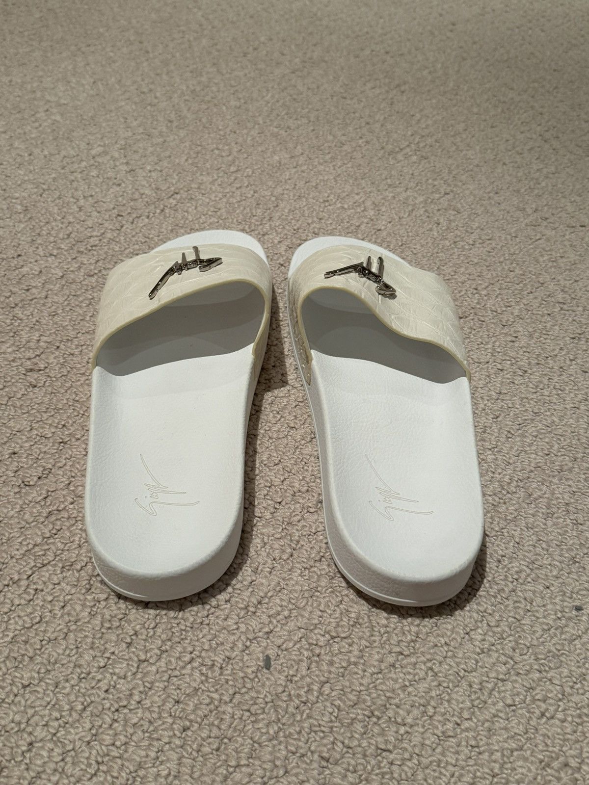 Giuseppe Zanotti Giuseppe Zanotti Brett Leather Slides Size US 12 / EU 45 - 2 Thumbnail