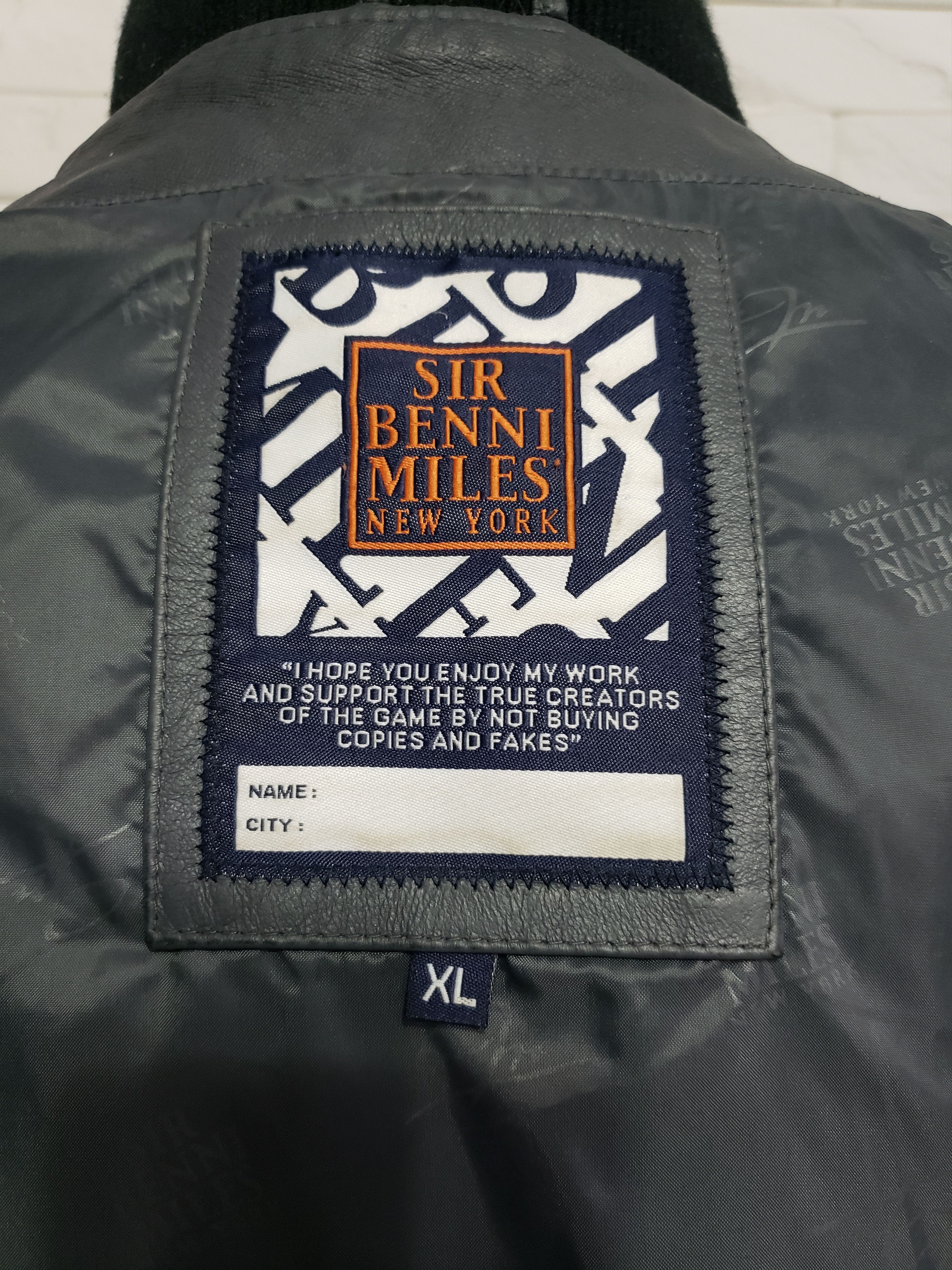 Other Gray leather jacket with a zipper with many pockets. Size US L / EU 52-54 / 3 - 7 Thumbnail