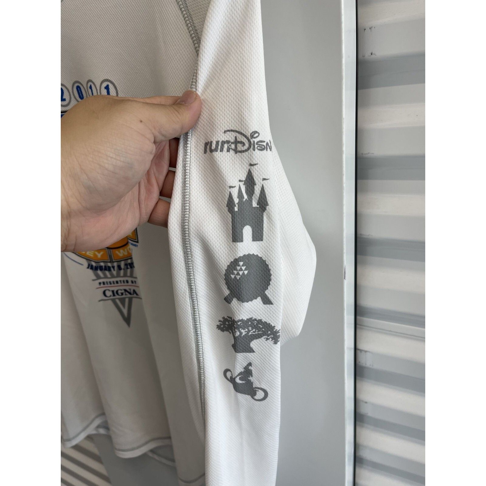 Disney VTG 80S 90S Y2K CHAMPION 2011 DISNEY HALF MARATHON DRI FIT S Size US M / EU 48-50 / 2 - 3 Thumbnail