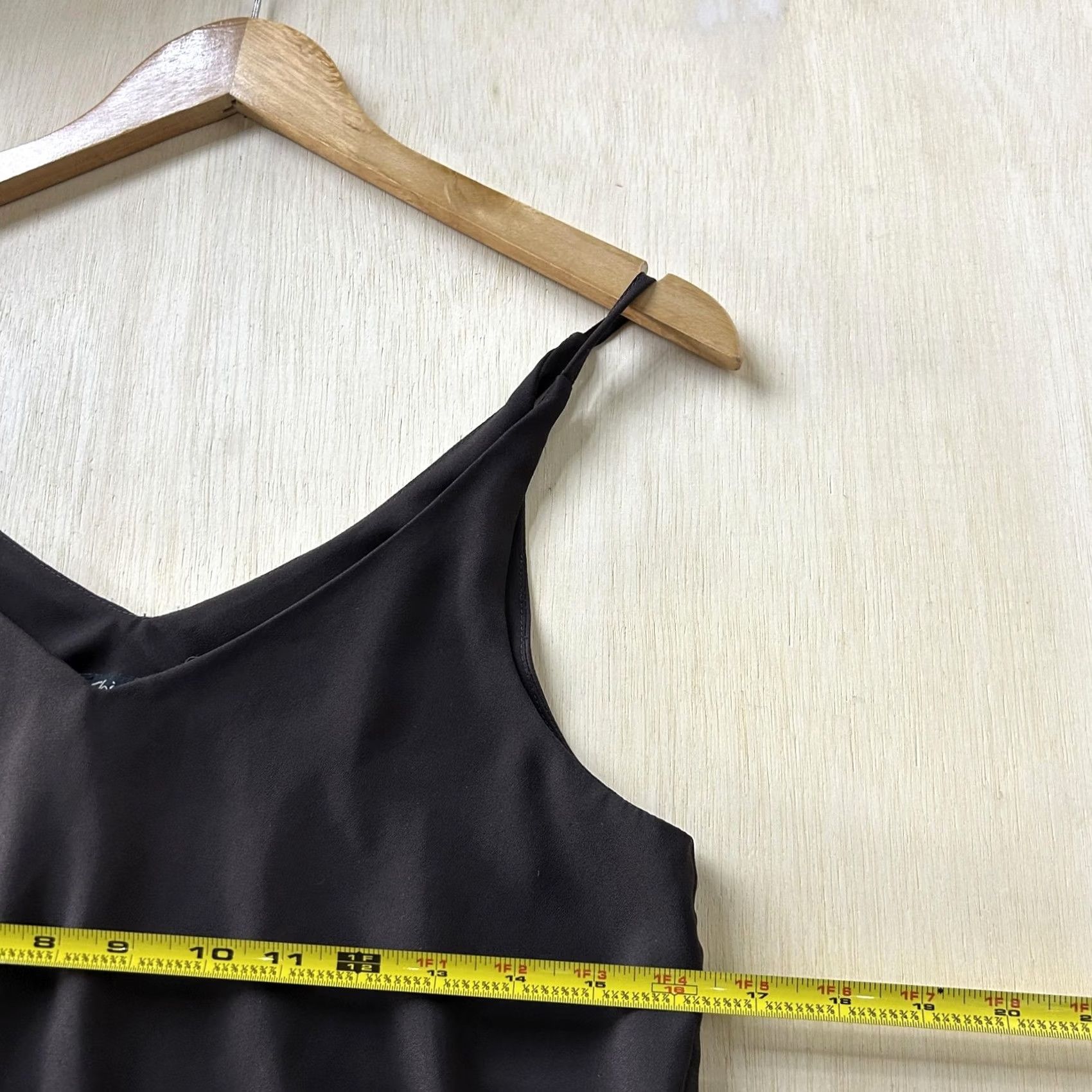 Vintage Y2K Shinestar Tank Top Womens Small Brown Satin V Neck Cami Camisole Sleeveless Shirt Size S / US 4 / IT 40 - 4 Thumbnail