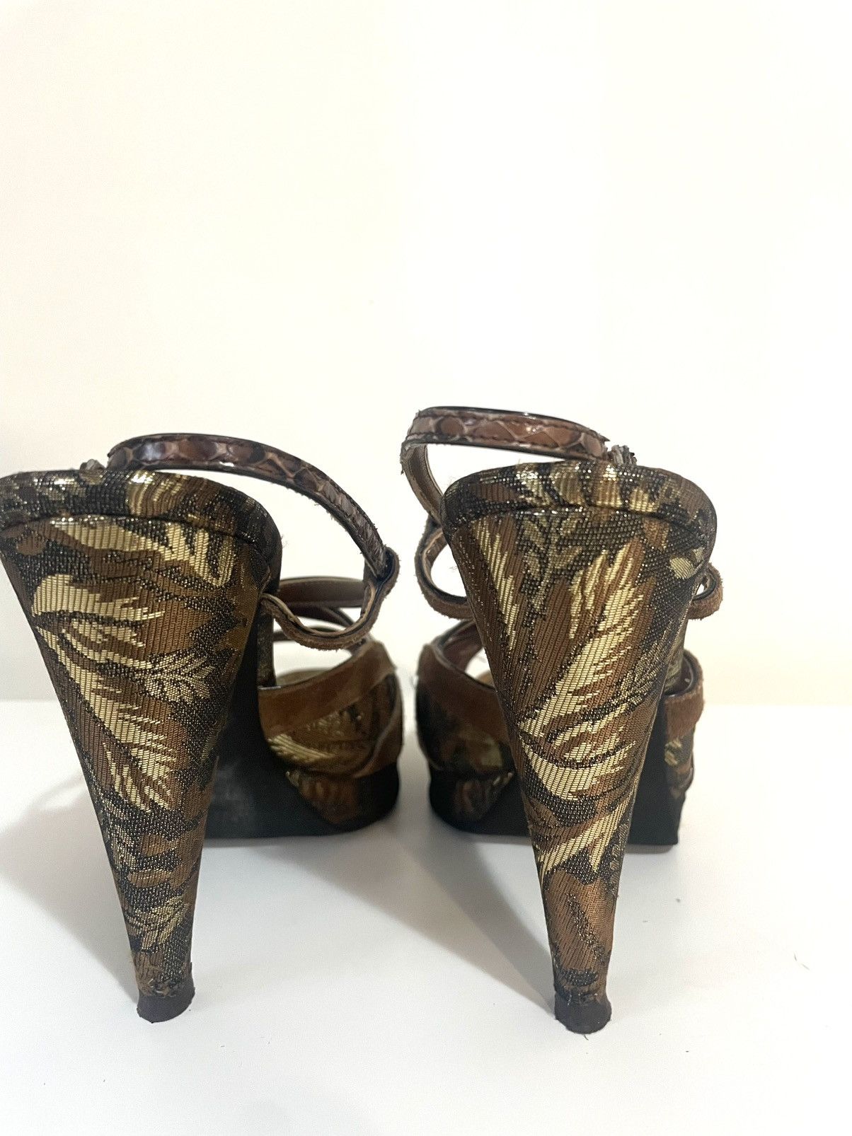 Miu Miu Authentic Miu Miu high heel sandals in gold Size US 9.5 / IT 39.5 - 3 Thumbnail