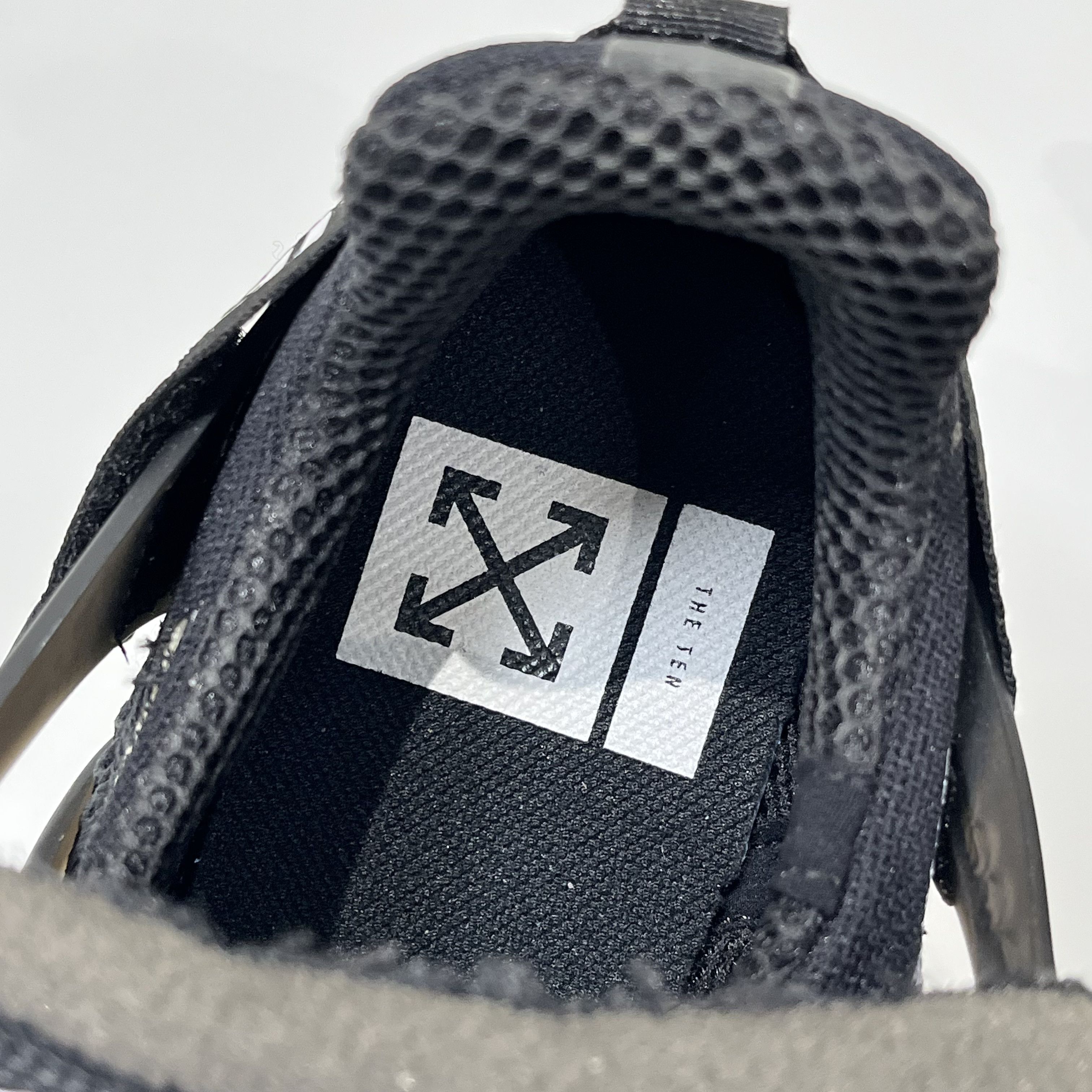 Nike × Off-White Nike Air Presto x Off-White Black (2018) Size US 10 / EU 43 - 20 Thumbnail