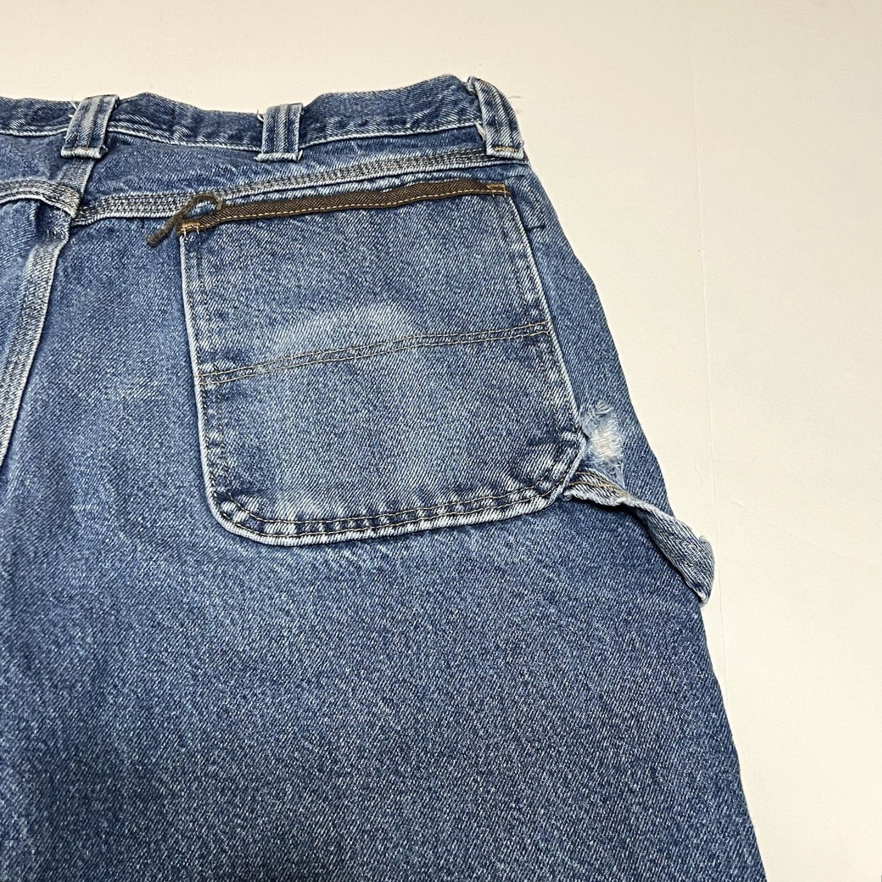 Wrangler Wrangler Riggs Workwear Carpenter Denim Cutoff Shorts Jorts Size 36 Disstressed - 5-Pocket Design, Hammer Loop, Denim, Blue, Men, Regular Fit Size US 36 / EU 52 - 6 Thumbnail