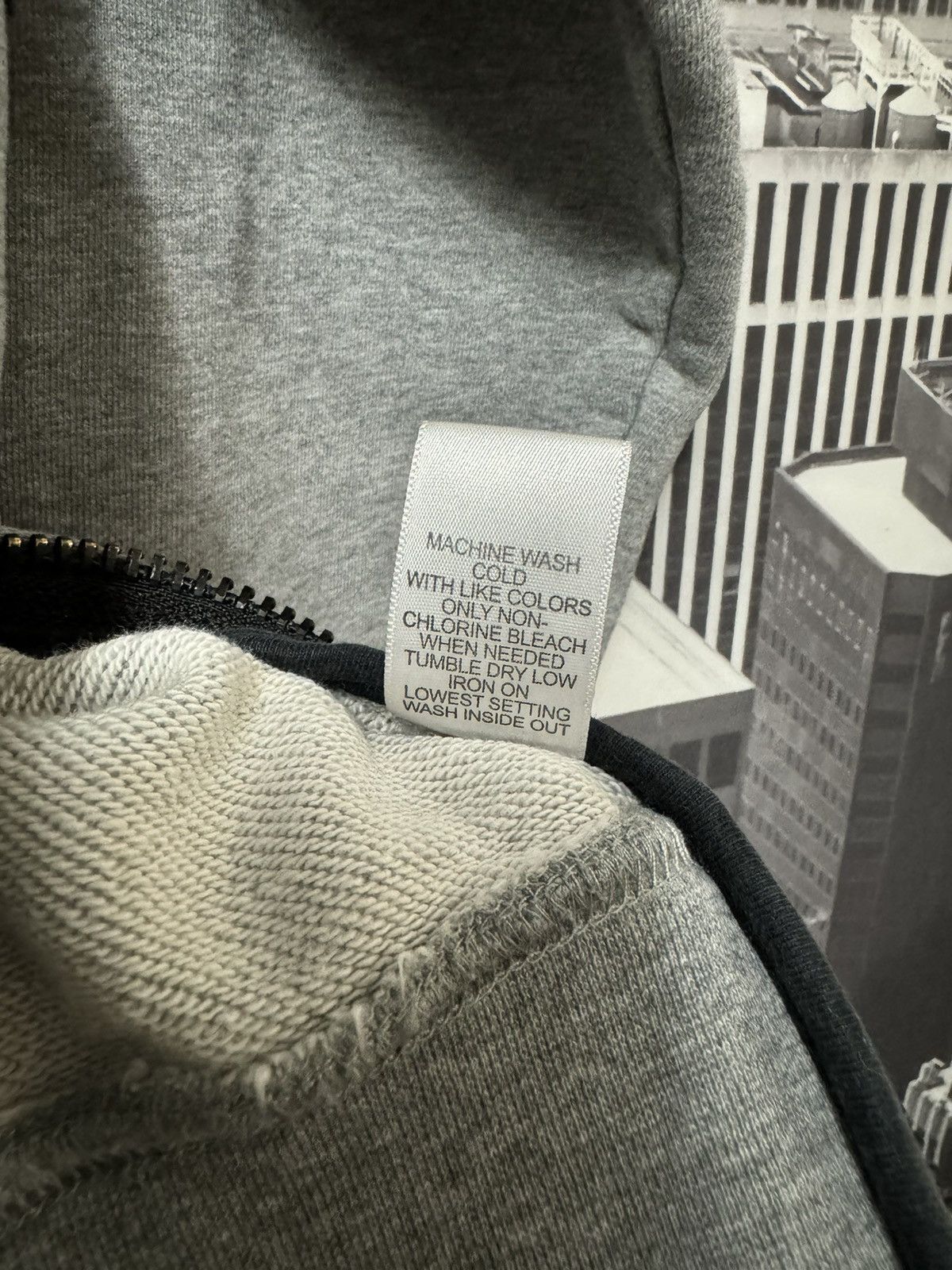 Fear of God OG FOG Fear of God Essentials ZIP Sweater Grey SZ Medium 🔥 Size US M / EU 48-50 / 2 - 8 Thumbnail