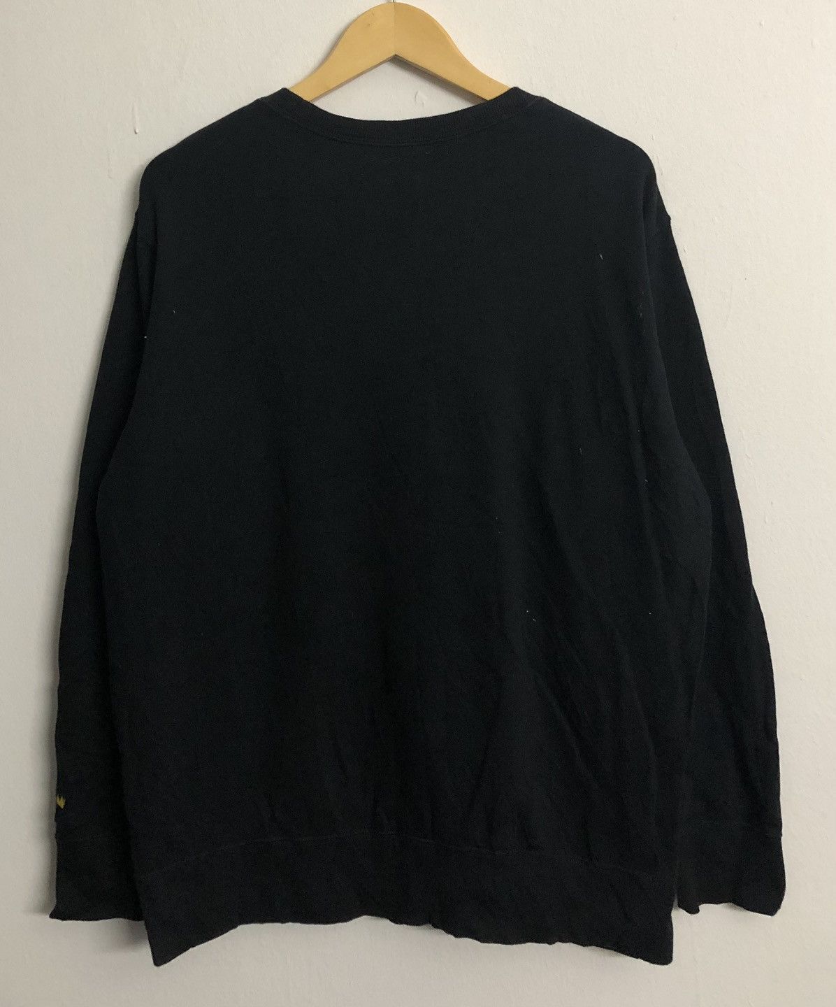 Jean-Michel Basquiat × Uniqlo Jean Michel Basquiat x Uniqlo Sweatshirts Size US XL / EU 56 / 4 - 2 Thumbnail