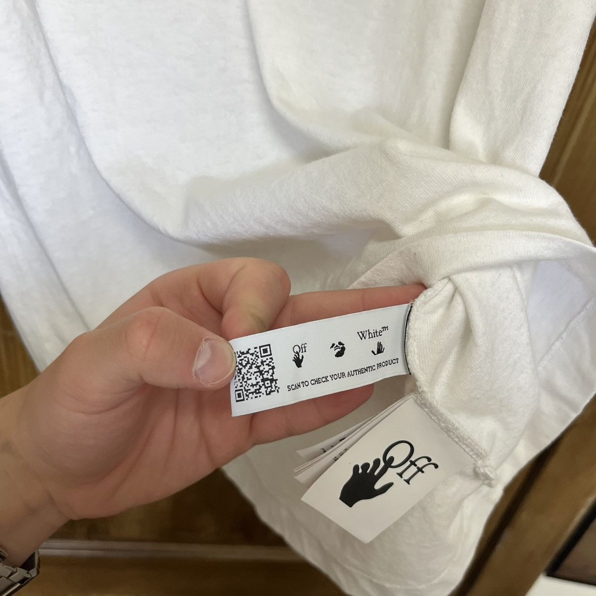 Off-White Off White T-Shirt Size US S / EU 44-46 / 1 - 12 Thumbnail