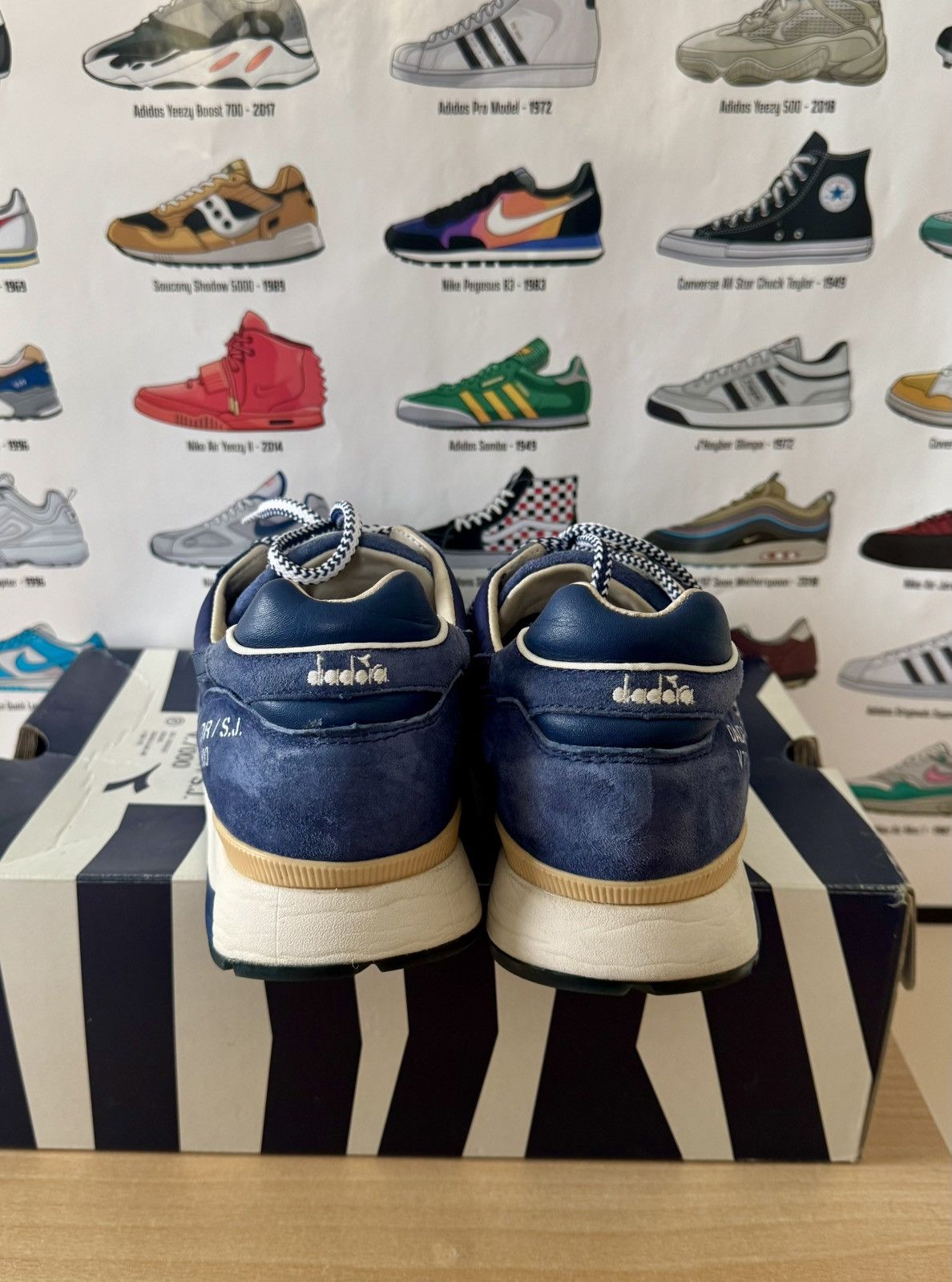 Diadora Diadora V7000 Slam Jam Size US 9 / EU 42 - 6 Thumbnail
