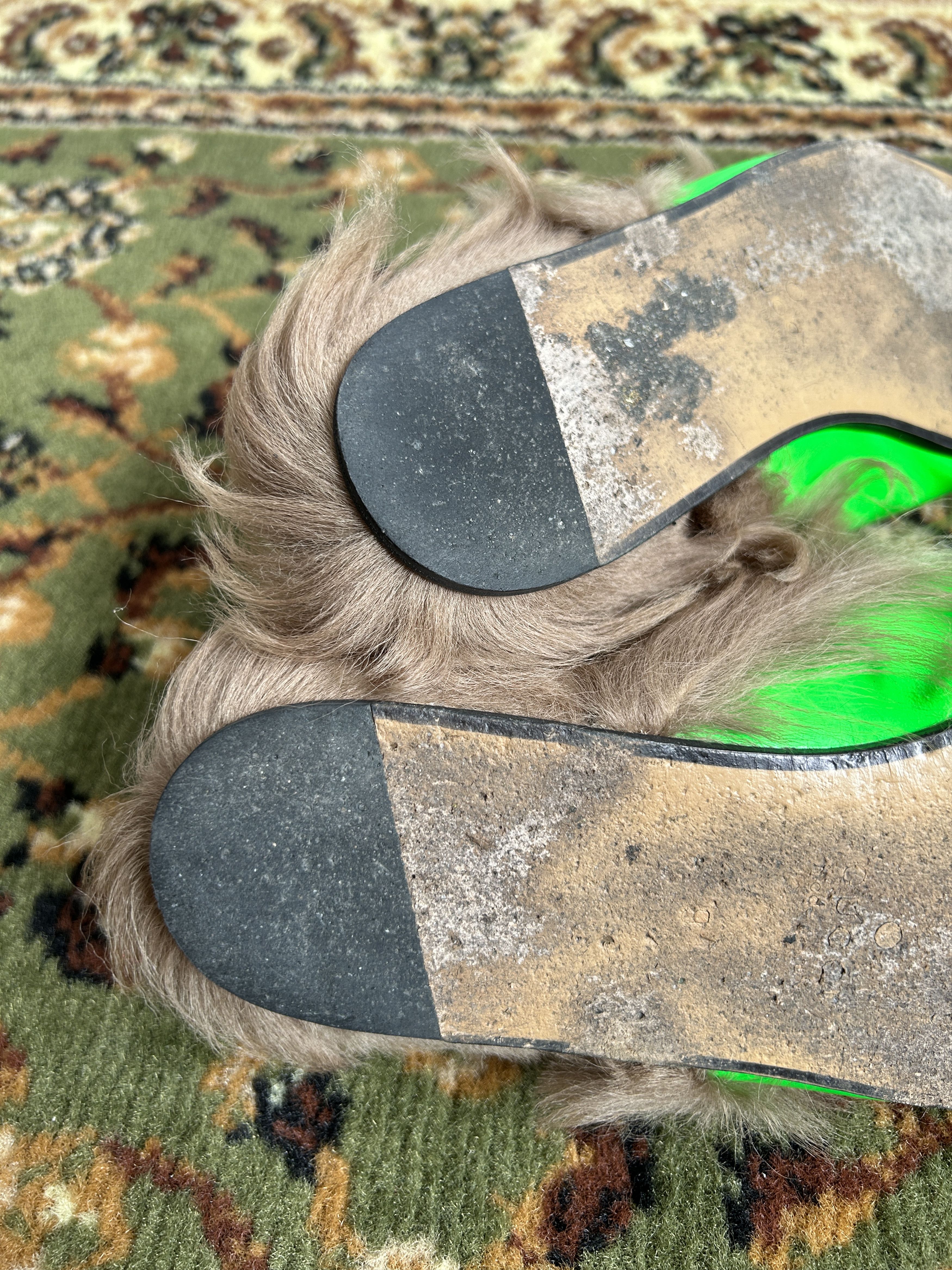 Gucci Gucci princetown horsebit kangaroo fur slip ons neon green Size US 10 / EU 43 - 8 Thumbnail