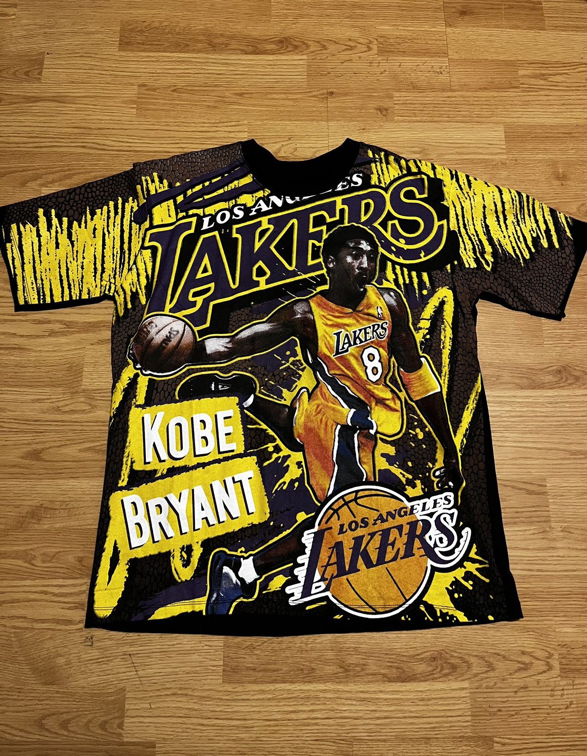 image of Nba Large Street Couture La Lakers Kobe Bryant 8 Tee in Black, Men's