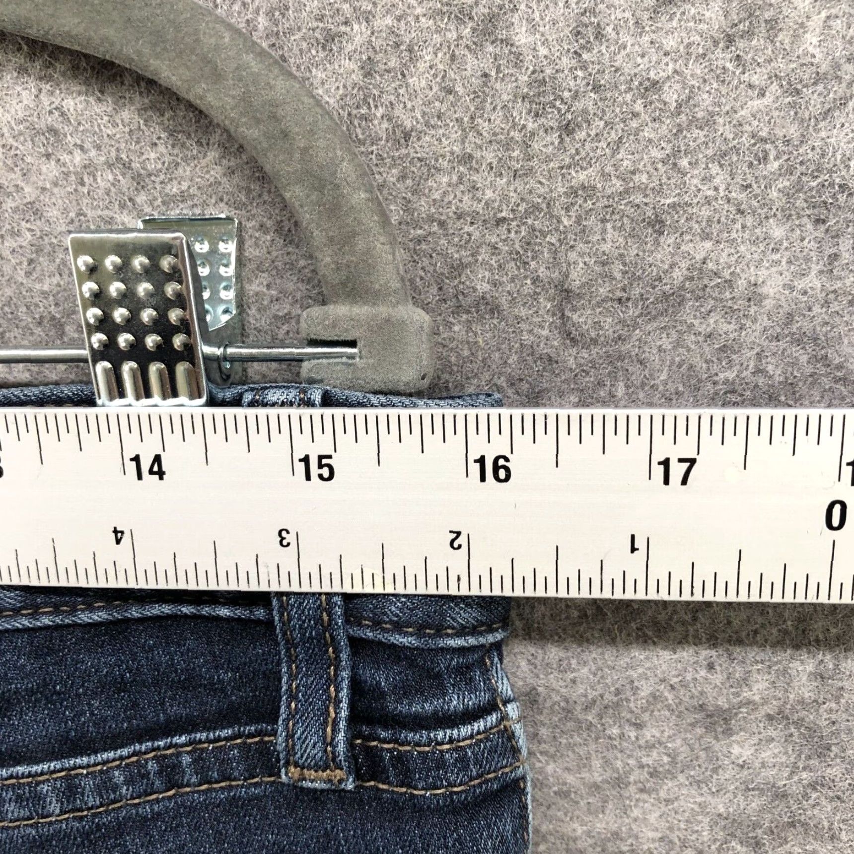 Uniqlo Uniqlo Jeans Mens Skinny Fit 30x27 Dark Wash Blue Stretch Denim Jeans Men’s Slim 30 Regular Size Blue Mens Size US 30 / EU 46 - 7 Thumbnail