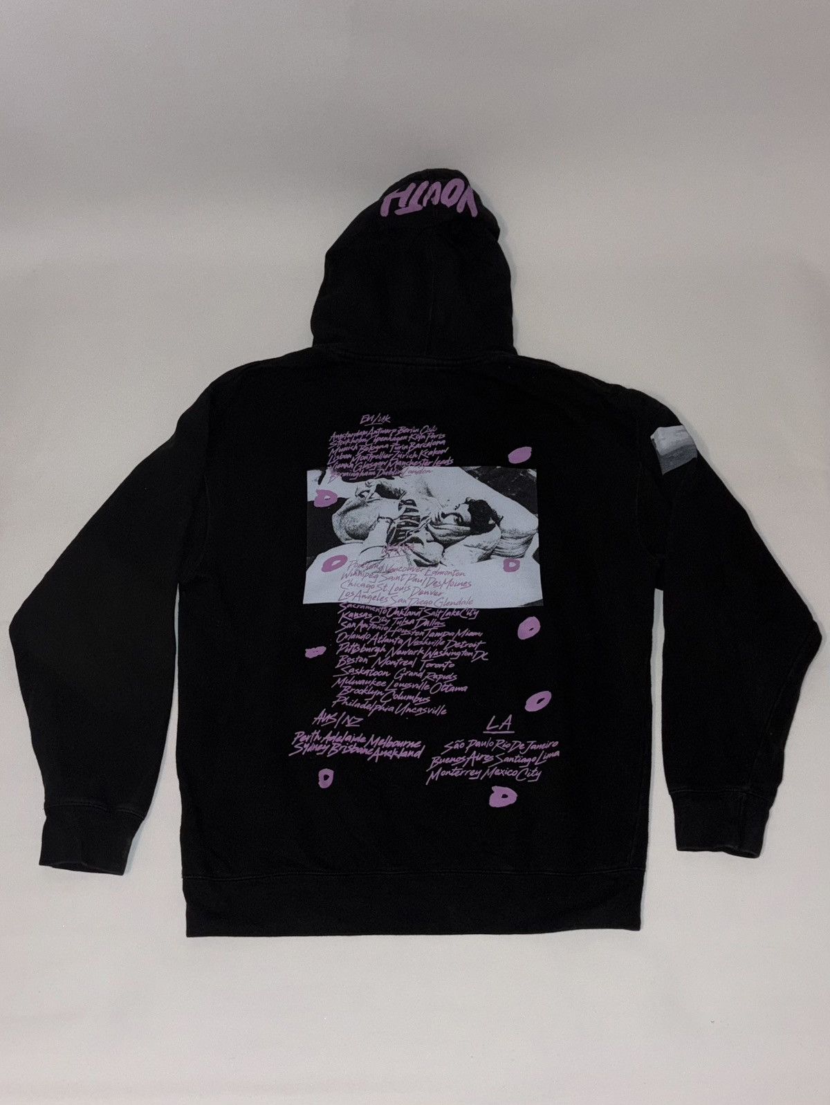 Vintage 2019 Shawn Mendes YCTMYA The Tour Concert LS Pullover Hoodie Size L / US 10 / IT 46 - 6 Thumbnail