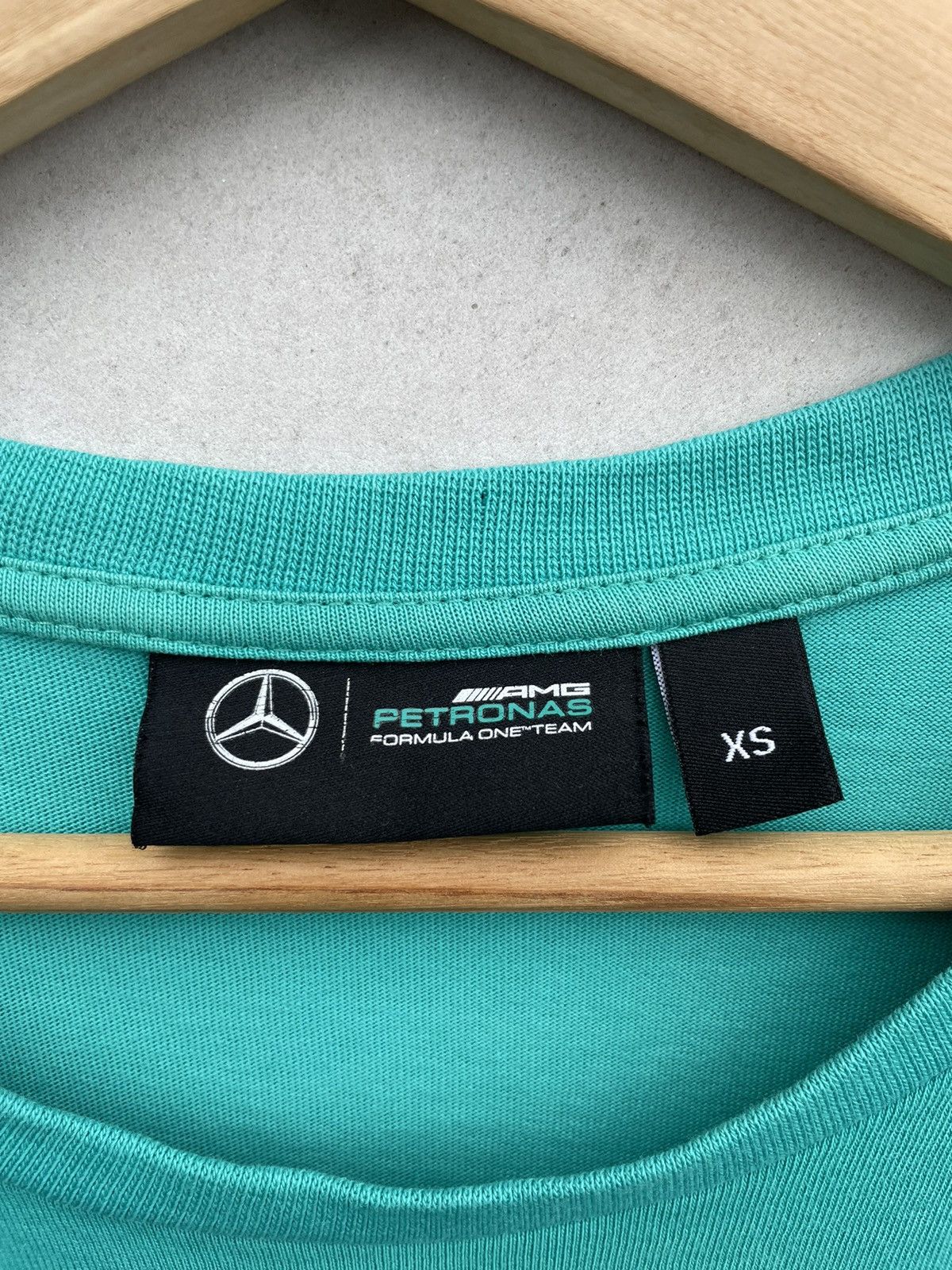 Vintage 🔥Accept Binding Offer🔥 Petronas Formula One Team Size US XS / EU 42 / 0 - 4 Thumbnail
