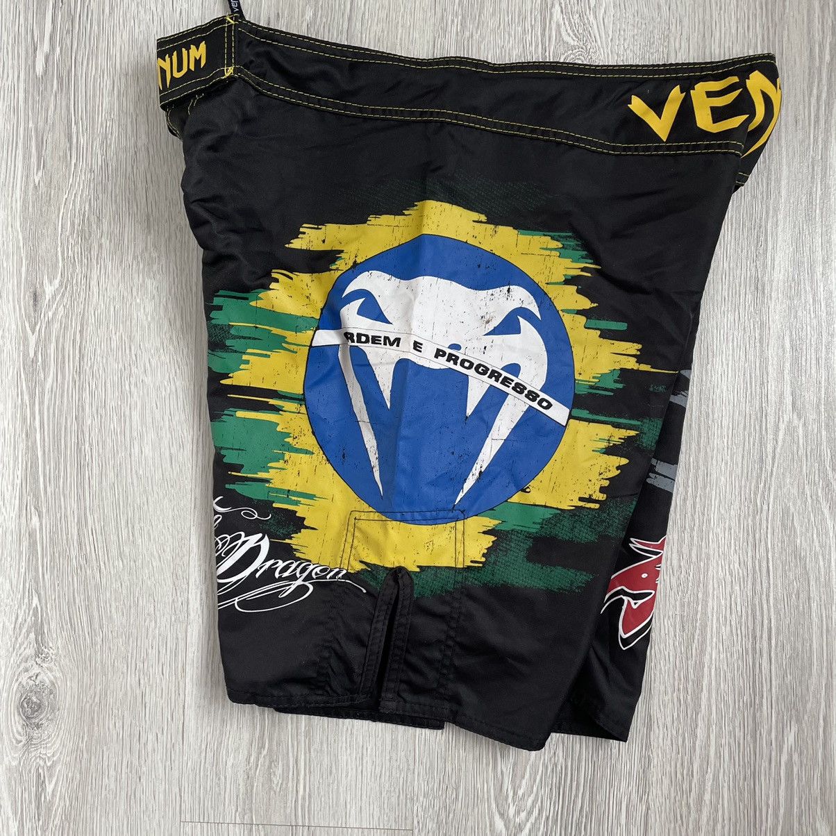 Other Vintage Venum Japan & Brasil Shorts Y2K Size US 36 / EU 52 - 3 Thumbnail