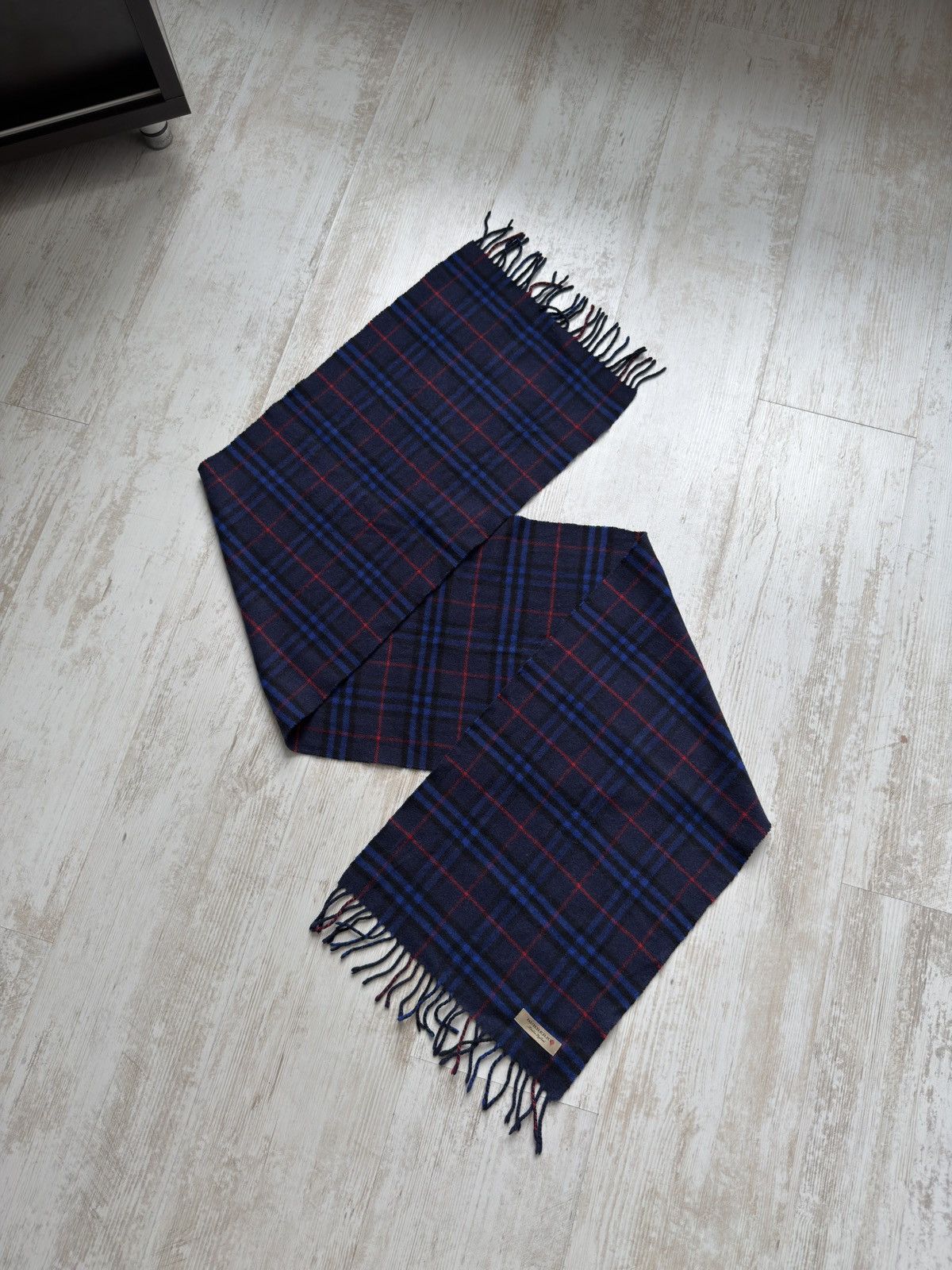 Burberry Burberry London Blue Plaid Wool Cashmere Scarf Nova Chek Size ONE SIZE - 5 Thumbnail