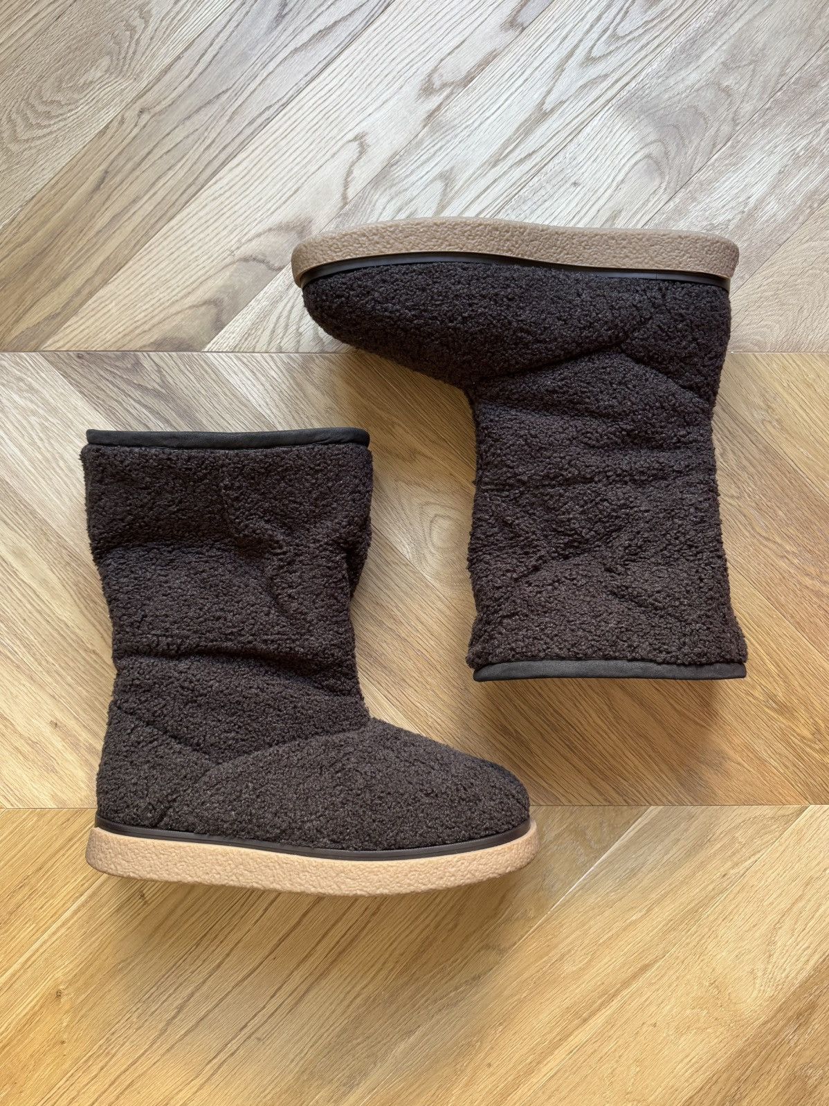 Dior UNRELEASED Dior Uggs boots 1/1 sample Lewis Hamilton collab Size US 11 / EU 44 - 2 Thumbnail