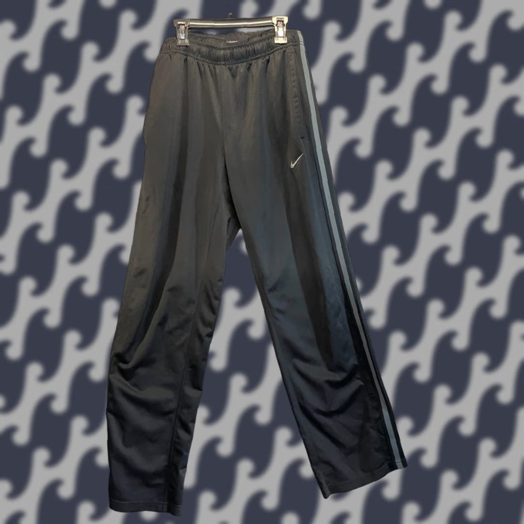 Nike VINTAGE? No. Size US 31 - 1 Thumbnail
