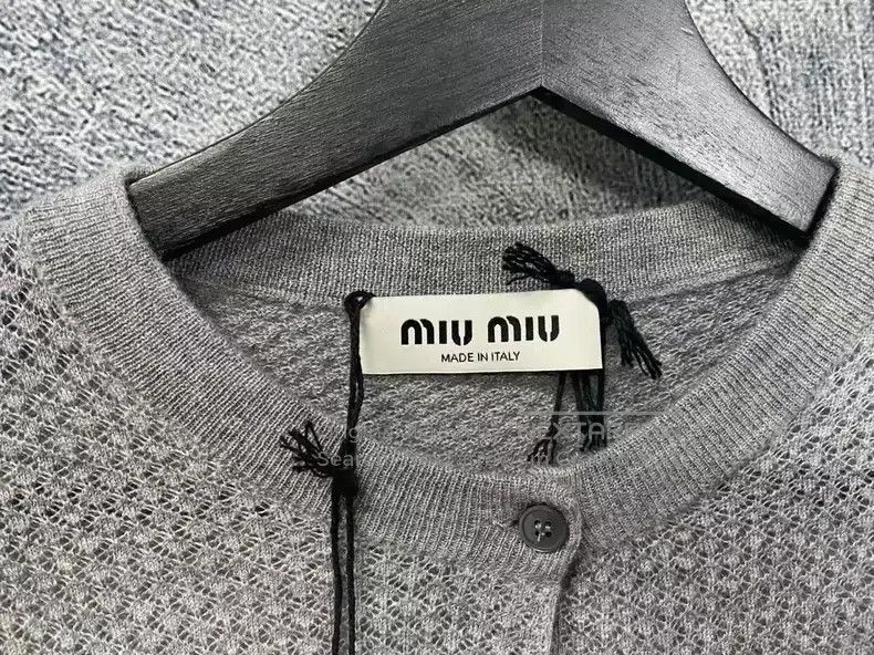 Miu Miu Miu Miu 40 Cashmere knitted cardigan sweater Size L / US 10 / IT 46 - 3 Thumbnail