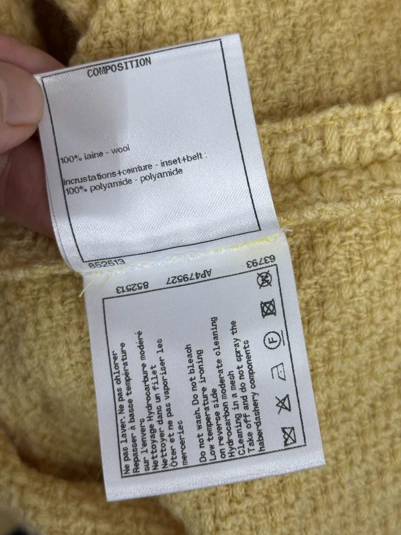 Chanel Chanel Yellow tie-on skirt Size 42" / US 20 - 6 Thumbnail