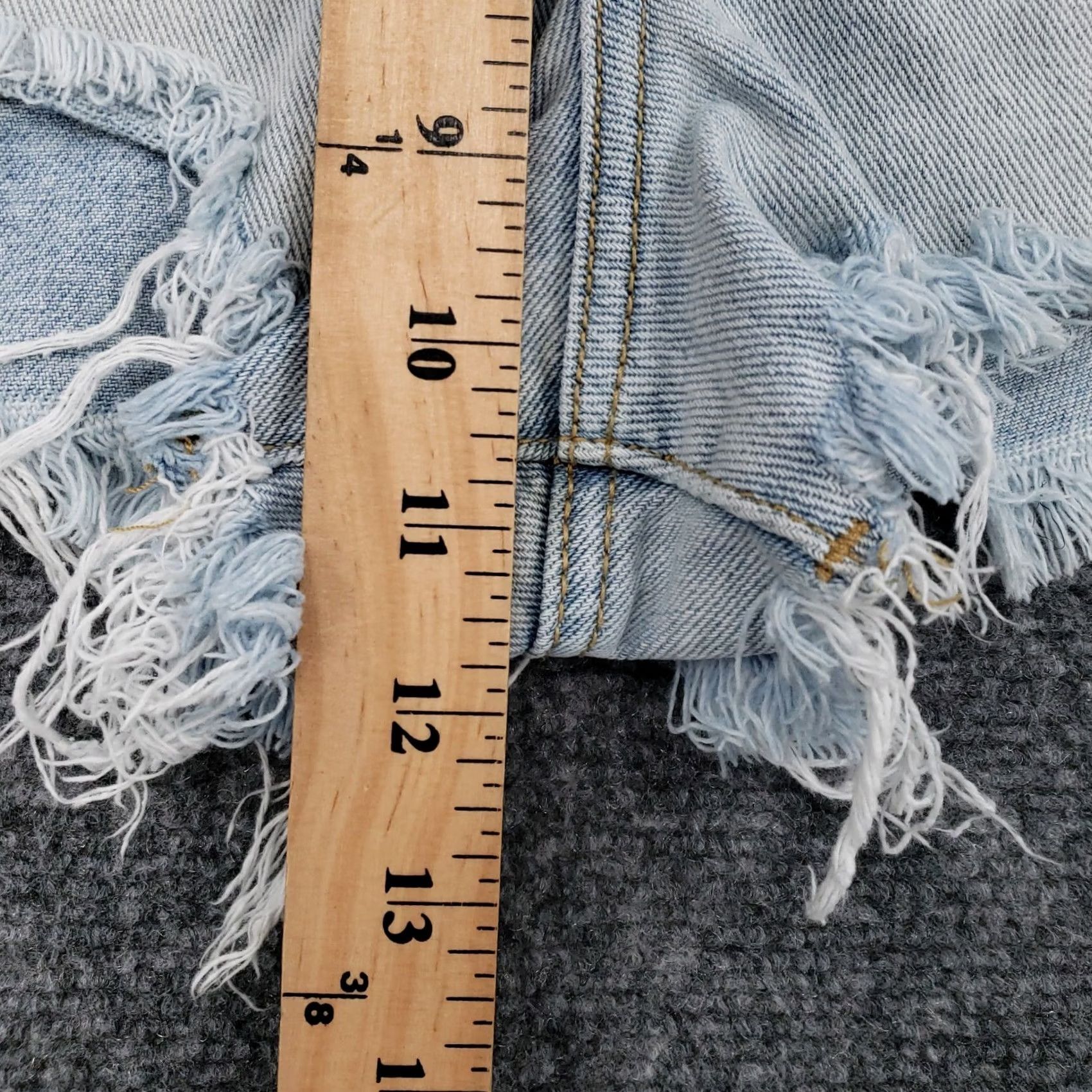 Pacsun PacSun Women Jean Shorts Blue 26 High Rise Hot Pants Light Wash Distressed Size 26" / US 2 / IT 38 - 6 Thumbnail